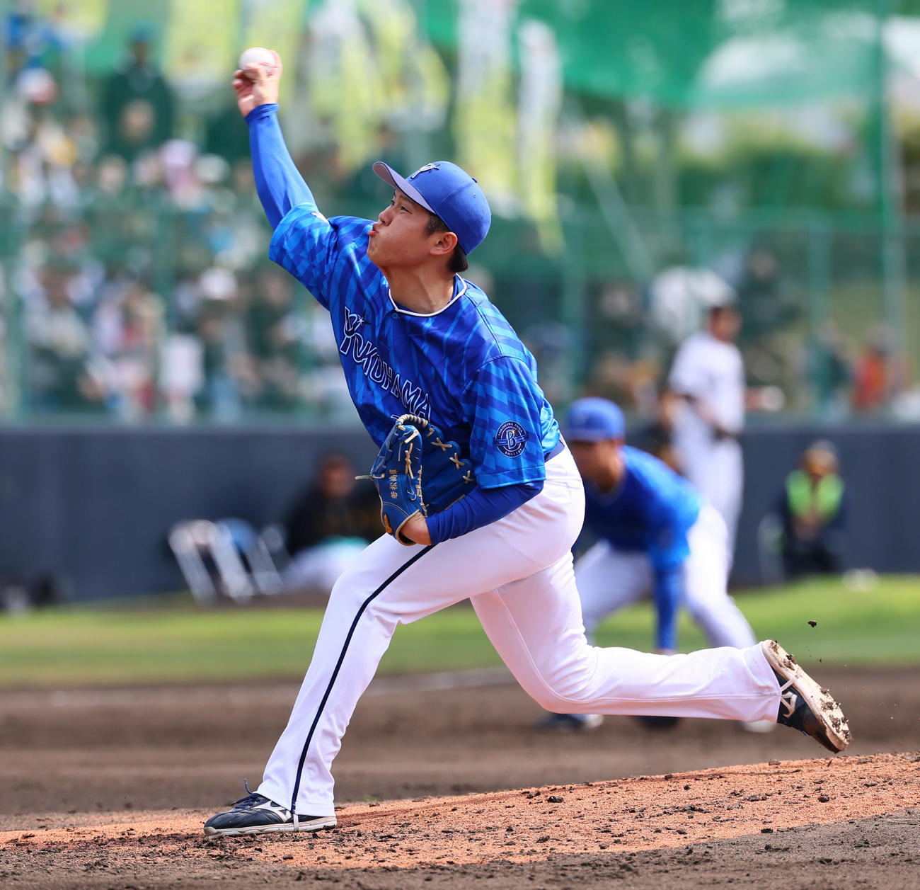 阪神対DeNA　3番手で登板したDeNA若松（撮影・藤尾明華）
