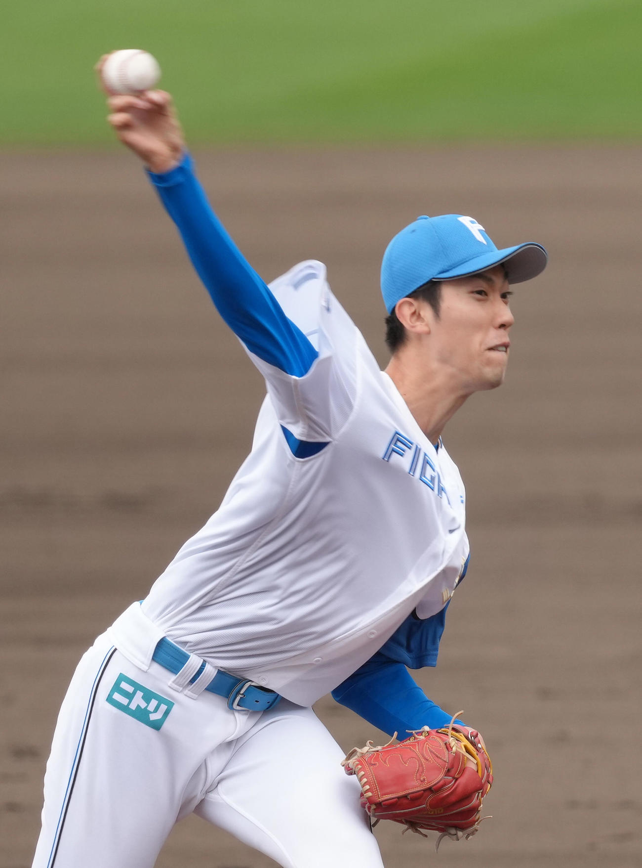 練習試合　日本ハム対台湾・味全　日本ハム2番手の福島（撮影・足立雅史）
