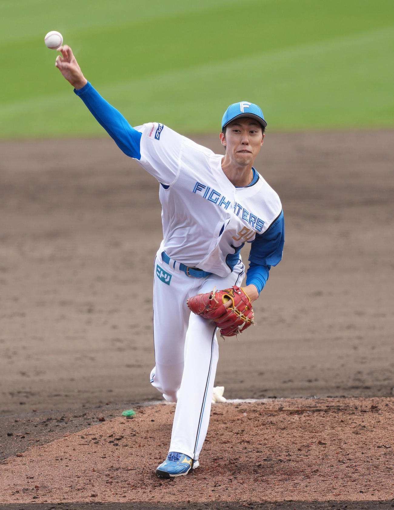 練習試合　日本ハム対台湾・味全　日本ハム2番手の福島（撮影・足立雅史）