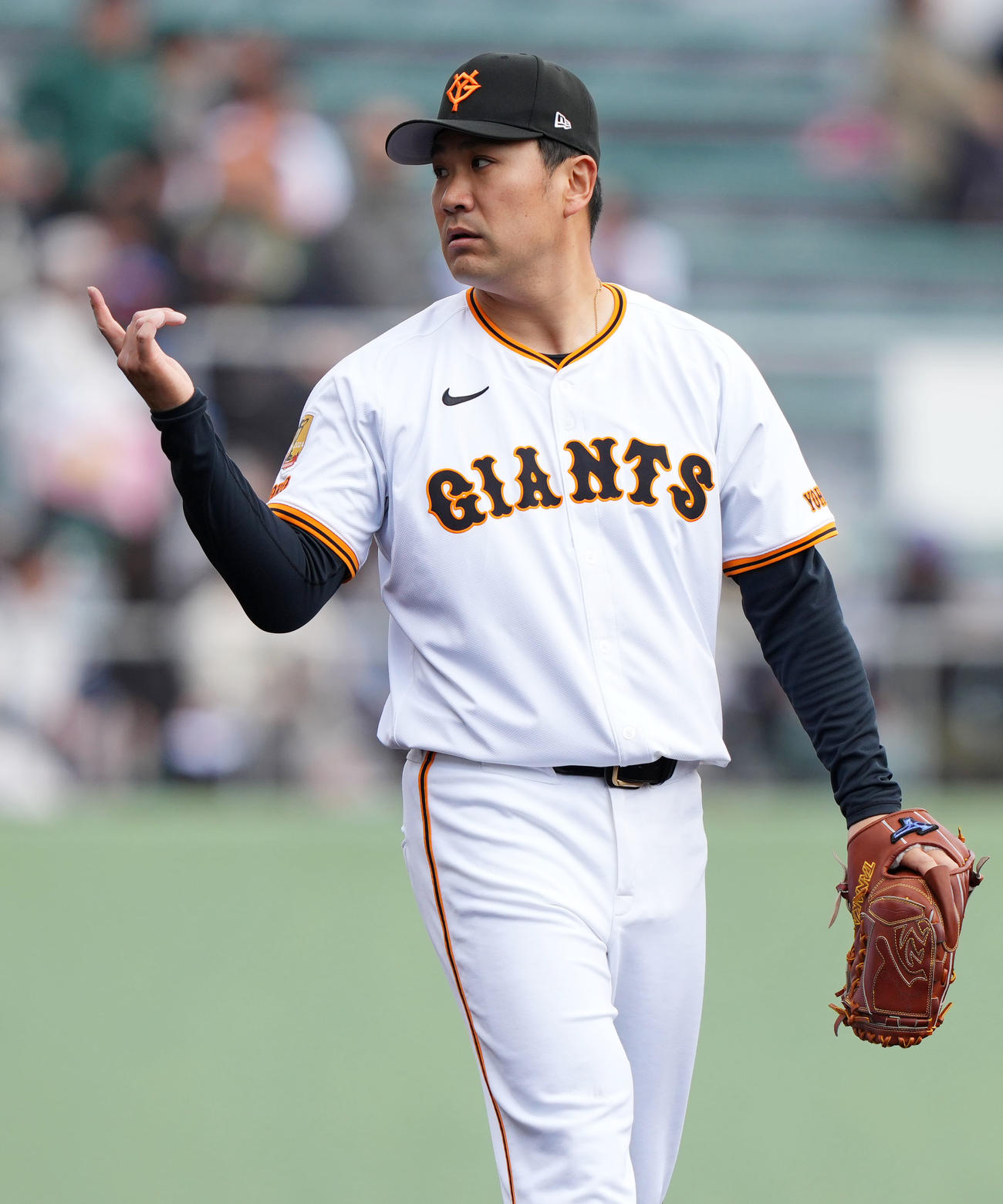 巨人対ロッテ　試合に臨む巨人田中将（撮影・横山健太）
