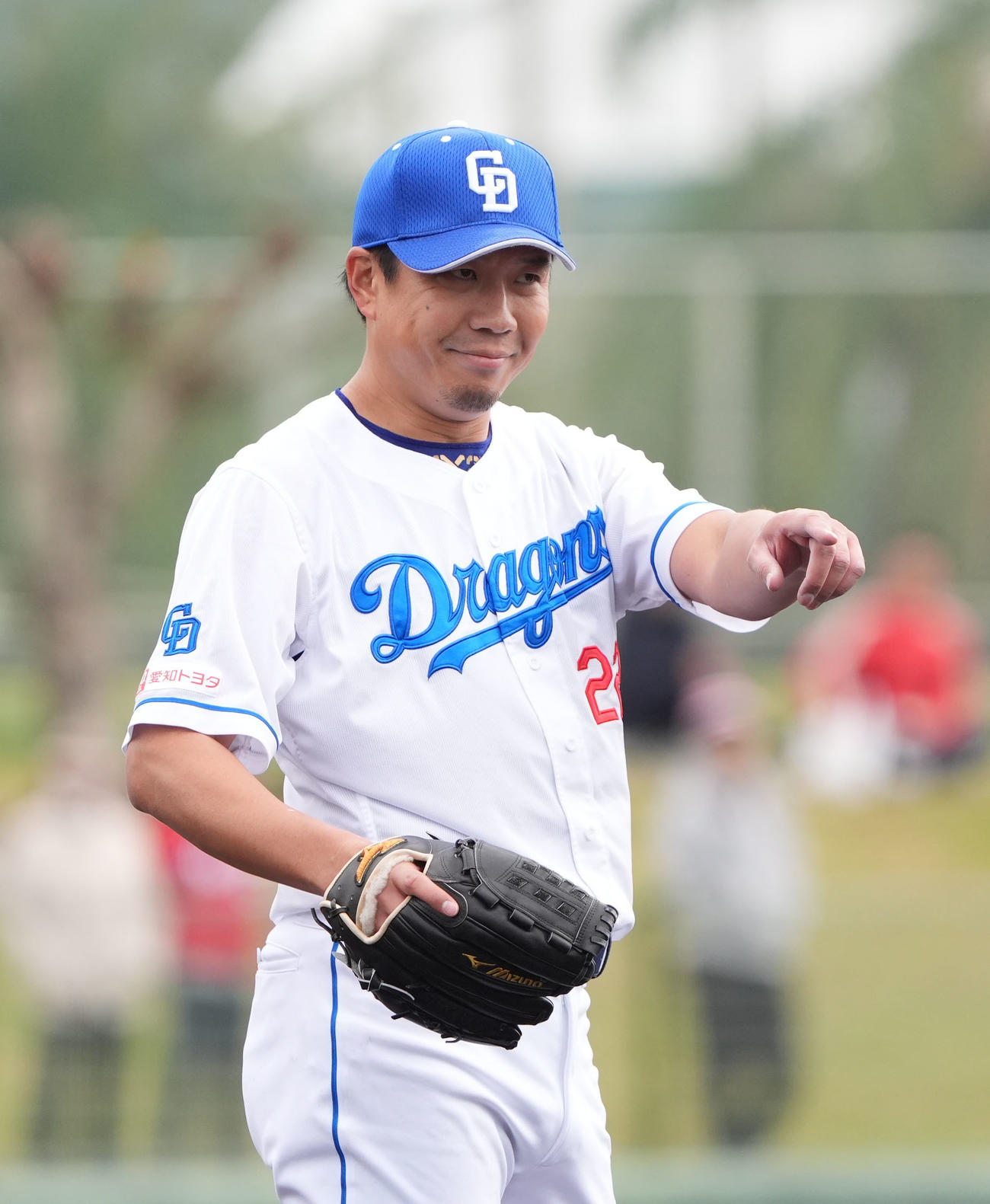 中日対広島　1回表、登板する中日先発の大野（撮影・森本幸一）