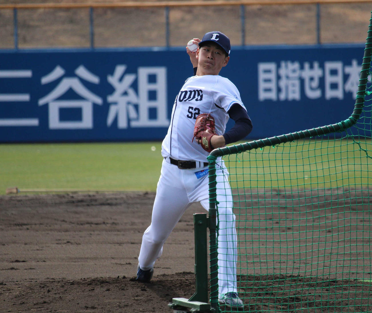 西武ファームで期待を高めているドラフト5位右腕の篠原（撮影・金子真仁）