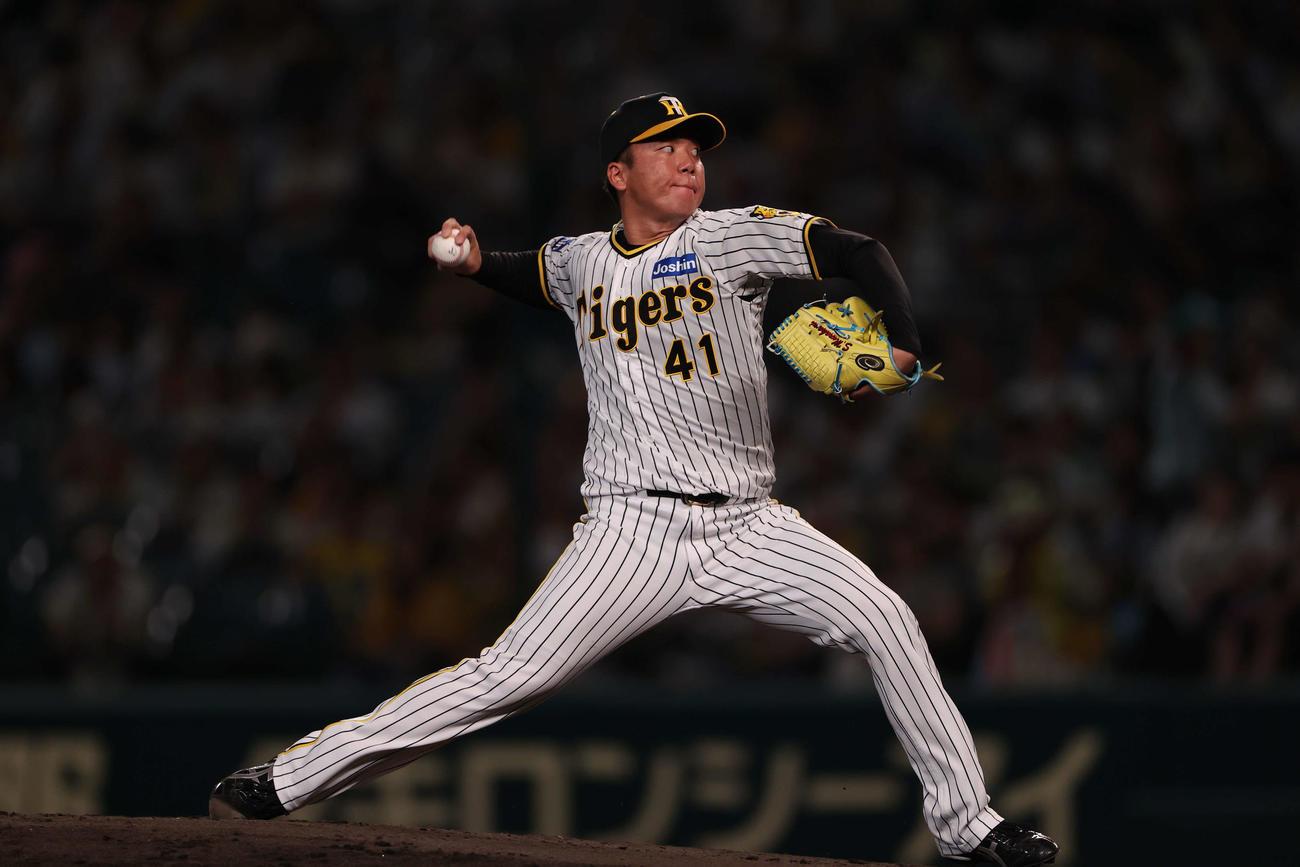 アシックスとアドバイザリースタッフ契約を結んだ阪神村上（アシックス社提供）