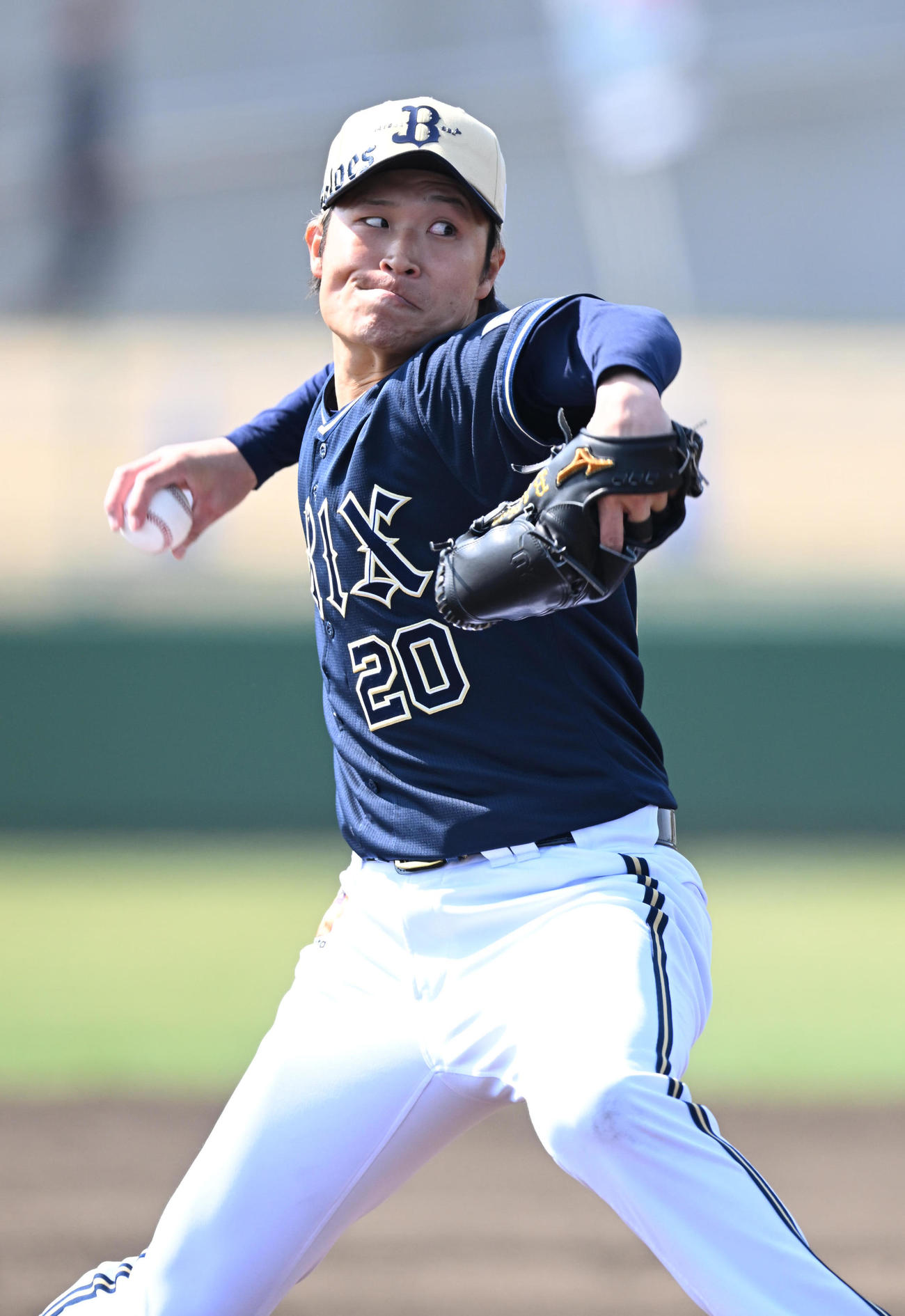 ライブBPに登板するオリックス阿部（撮影・和賀正仁）