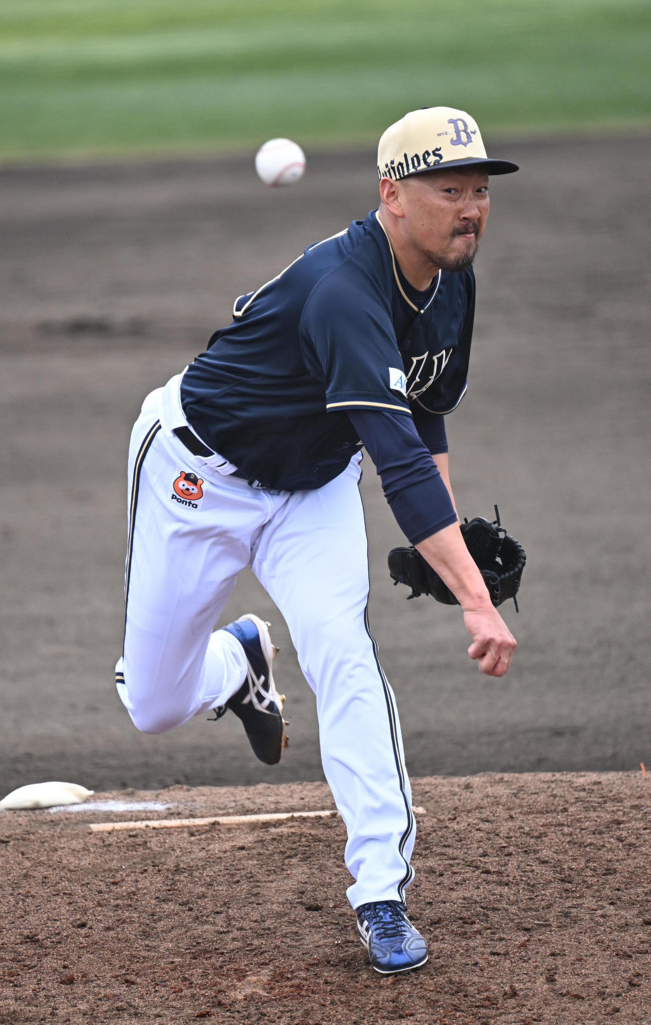 韓国ロッテ戦の5回、オリックス2番手で登板する平野佳（撮影・和賀正仁）