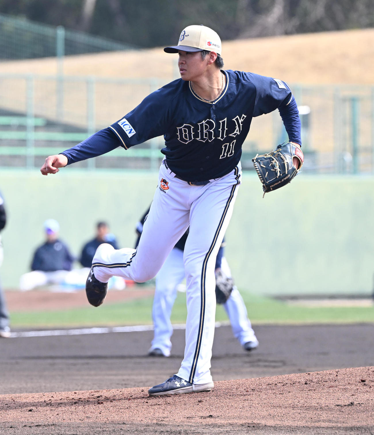 オリックス対韓国ロッテ　先発するオリックス山下（撮影・和賀正仁）