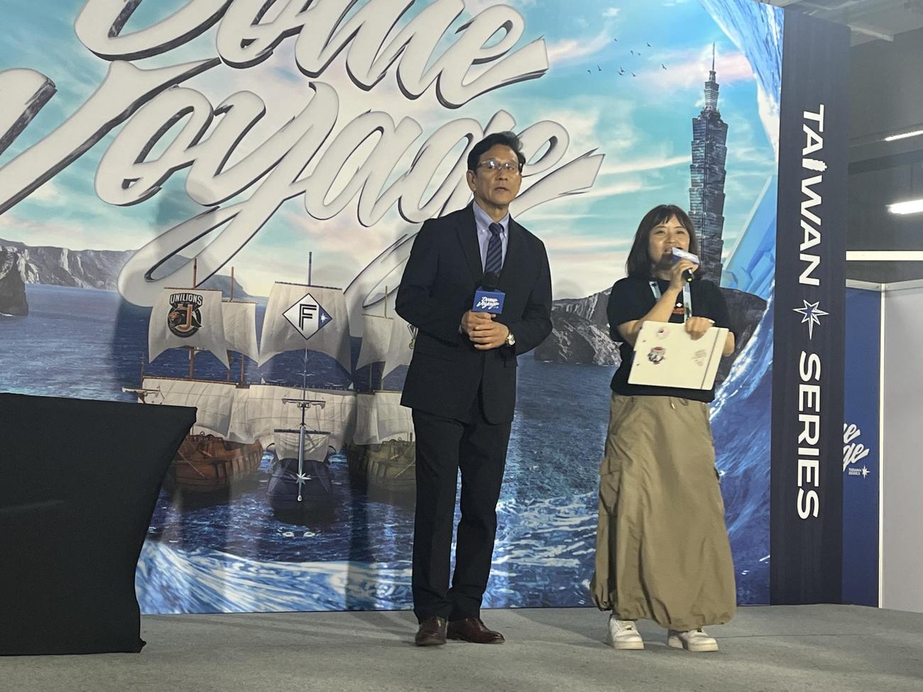 試合前イベントに出演した日本ハム栗山CBO（撮影・永野高輔）