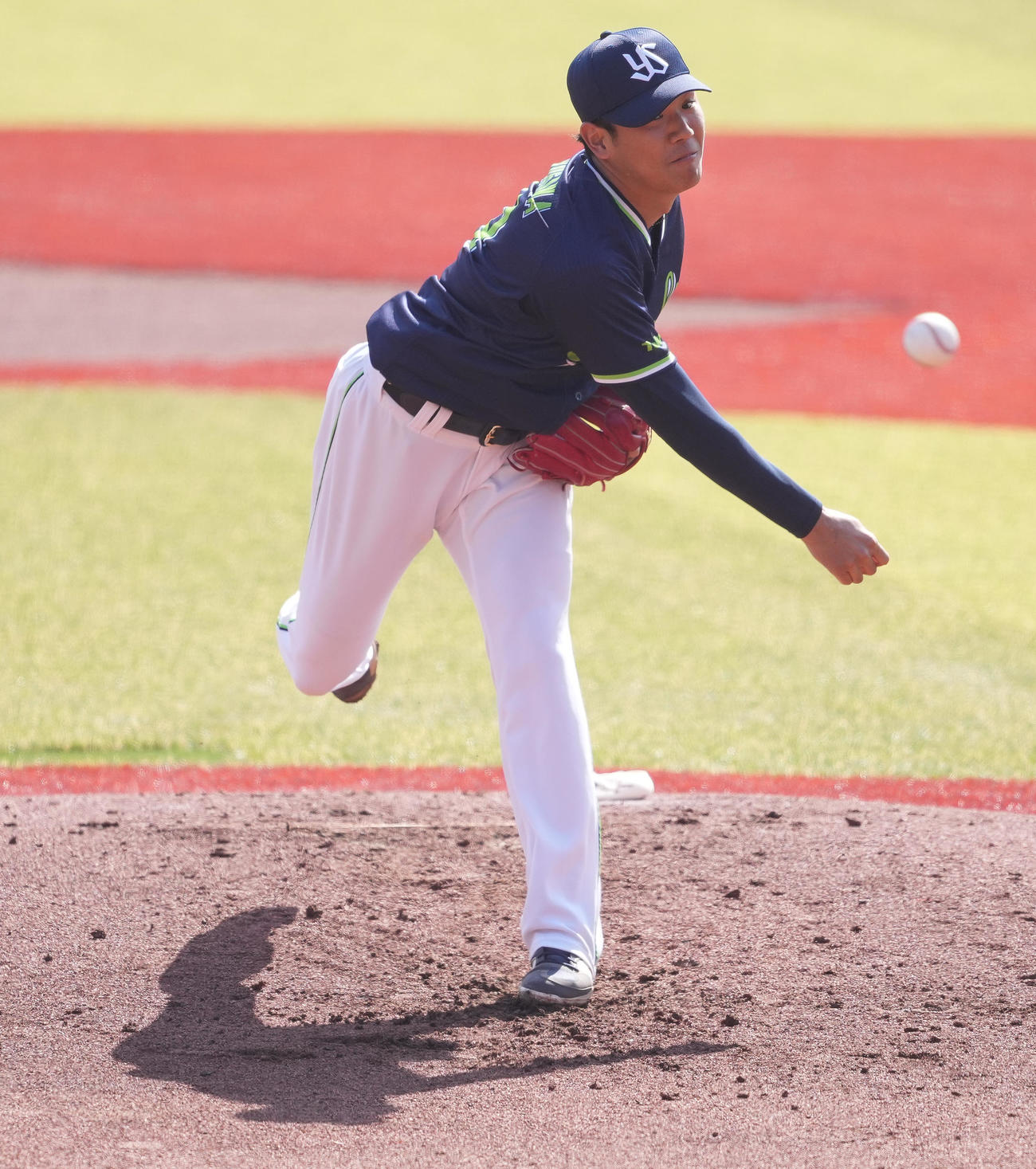 2軍練習試合　巨人対ヤクルト　先発し力投するヤクルト奥川（撮影・鈴木みどり）