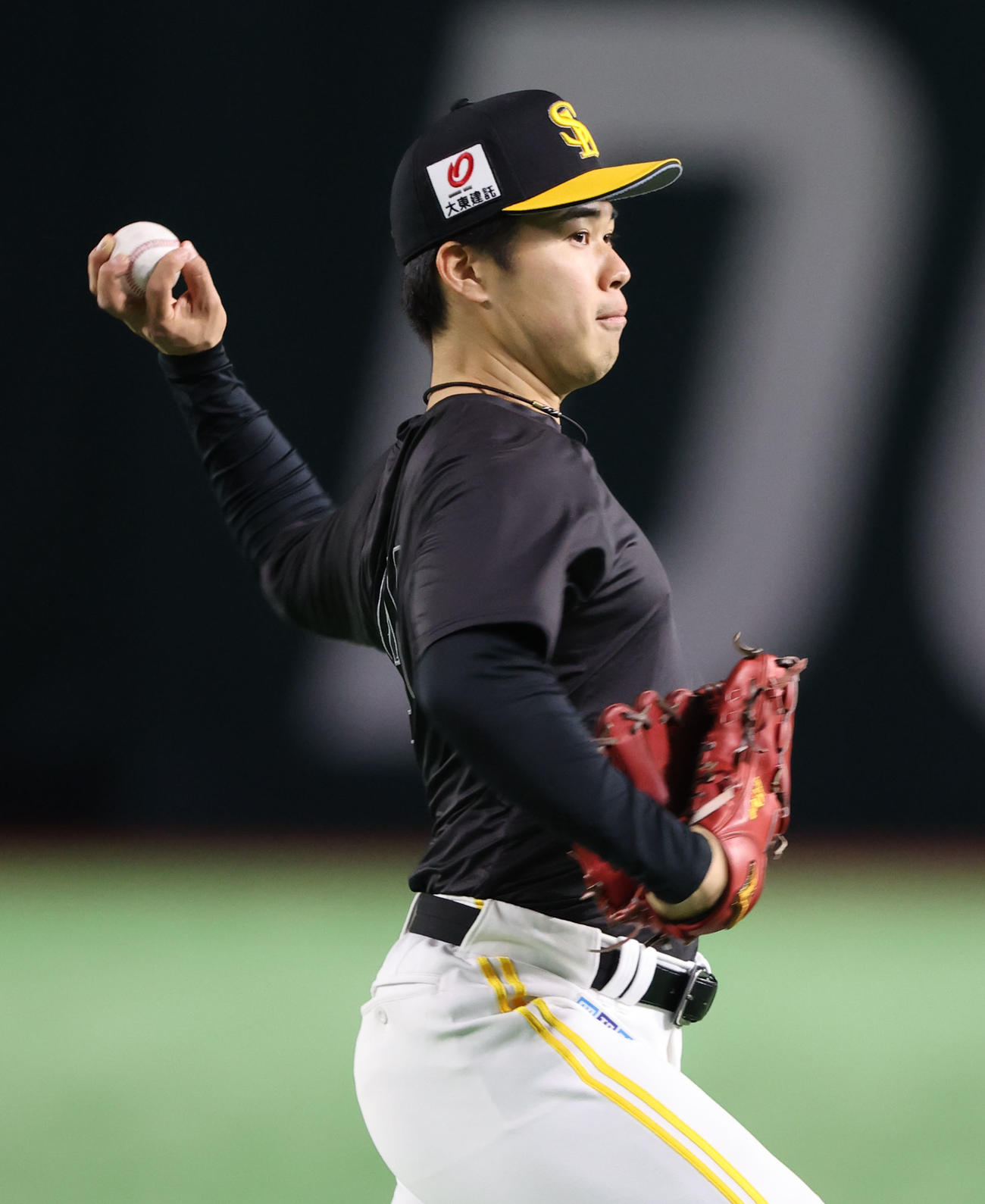 キャッチボールで調整する松本晴（撮影・梅根麻紀）