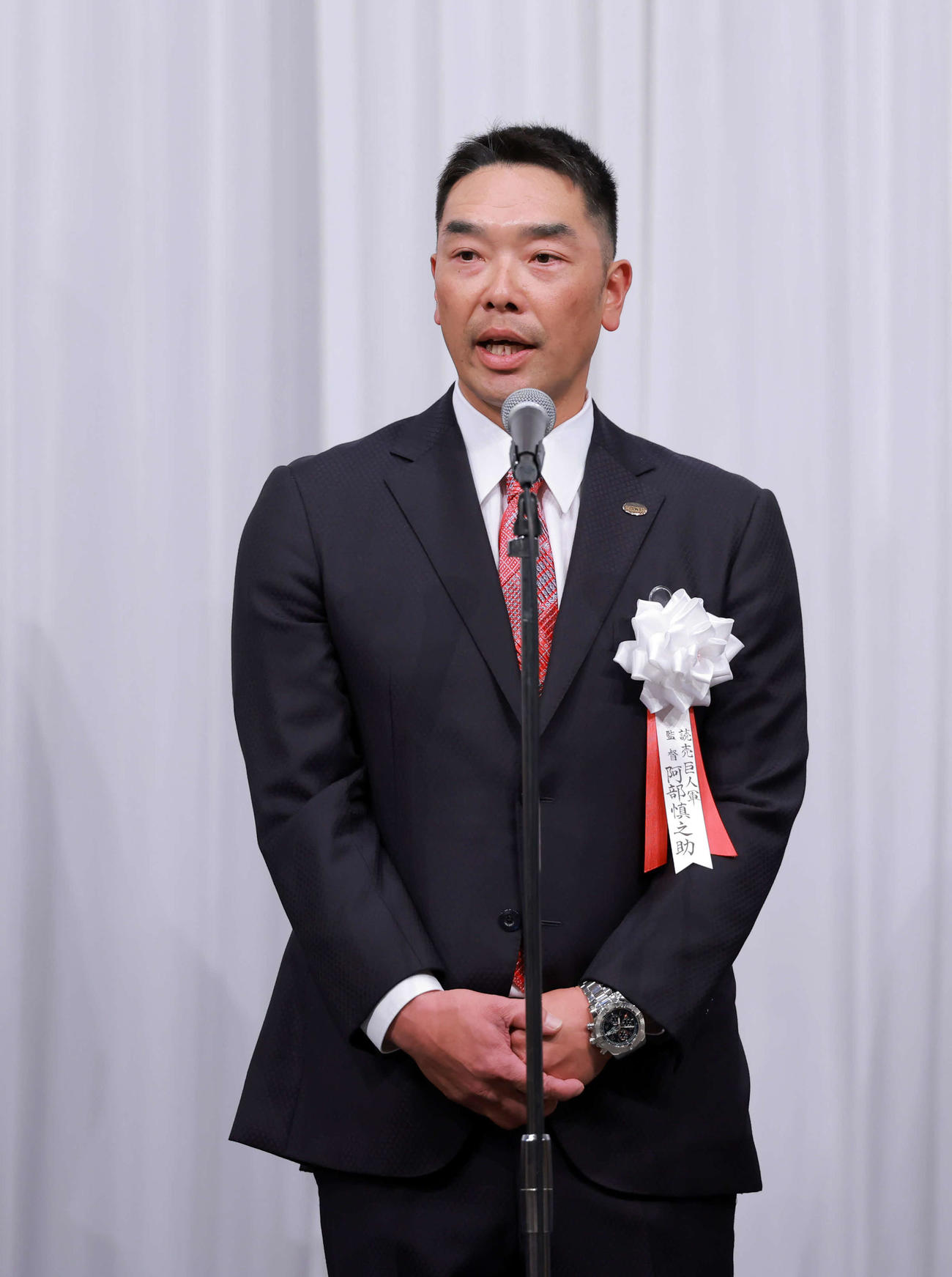 「第33回燦燦会総会」に出席した巨人阿部監督（代表撮影）
