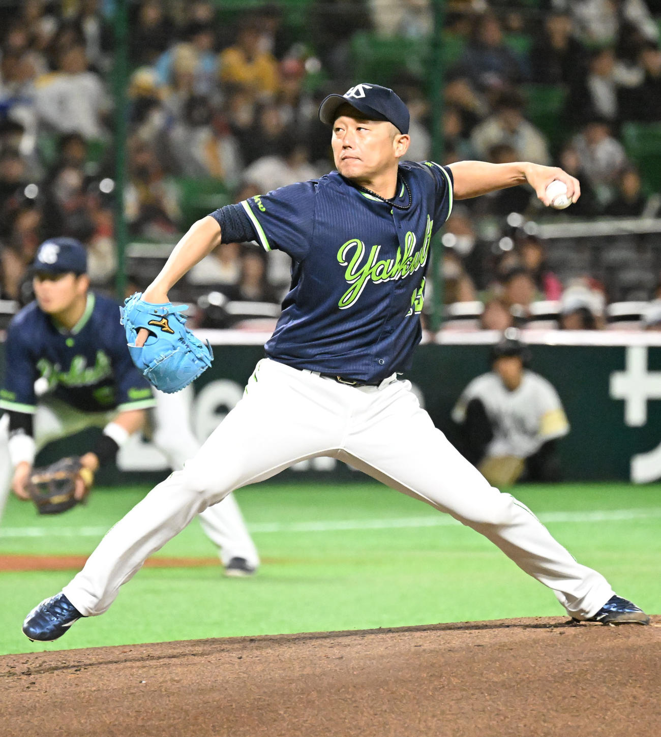 ソフトバンク対ヤクルト　ヤクルト先発の石川（撮影・林敢治）