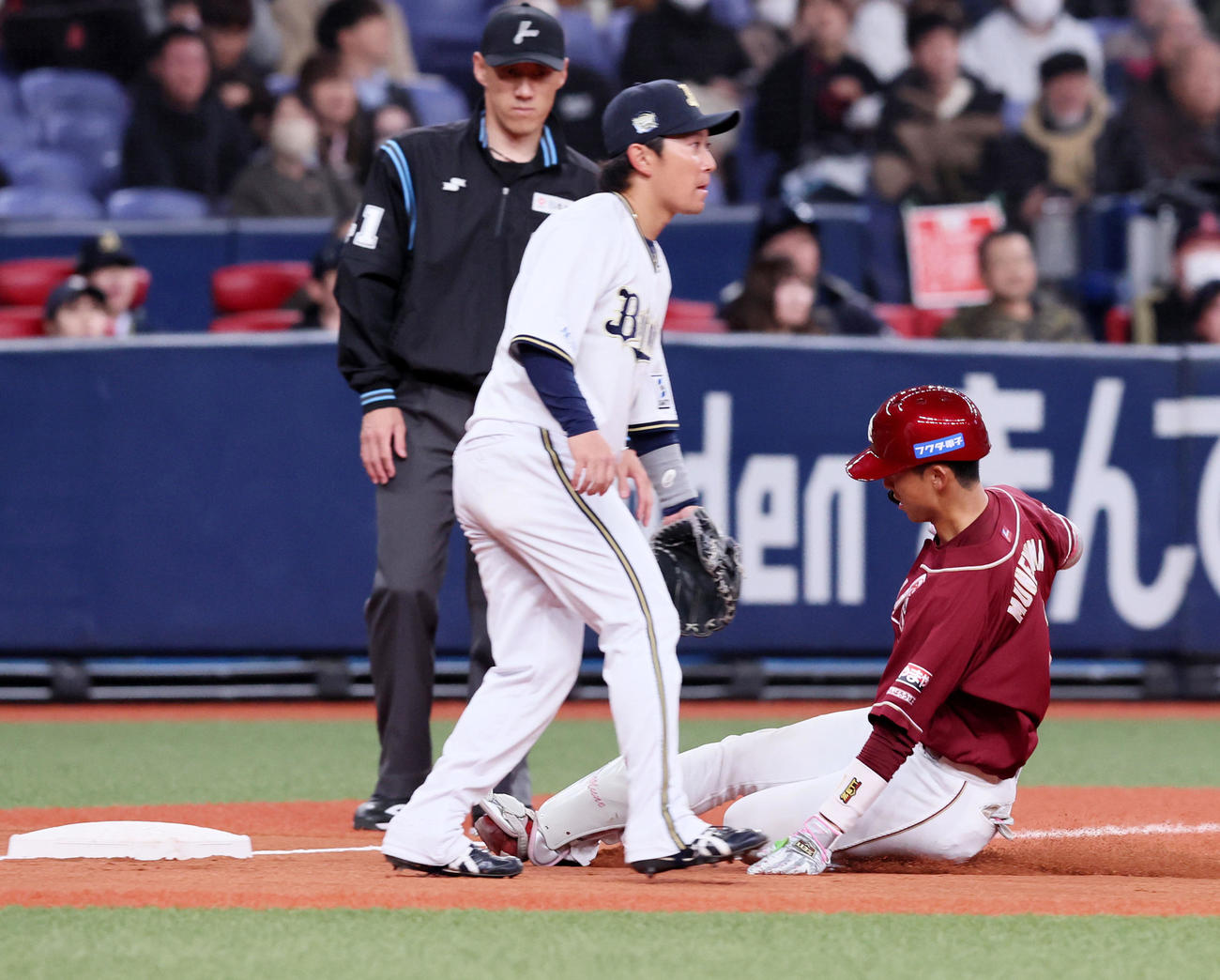 オリックス対楽天　6回表楽天1死一、二塁、宗山は右越え適時三塁打を放つ。三塁手は西野（撮影・加藤哉）