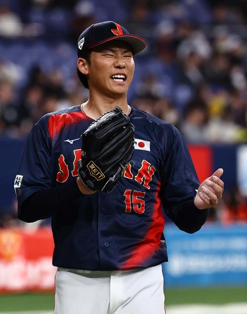日本対オランダ 8回に安打を許した曽谷は悔しそうな表情を見せる(撮影・上田博志)