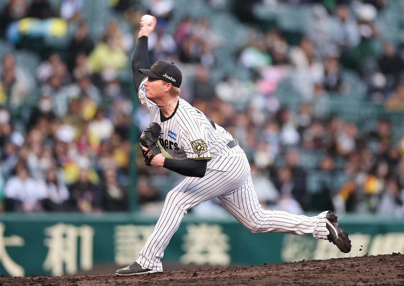 阪神対中日　阪神4番手のネルソン（撮影・前田充）