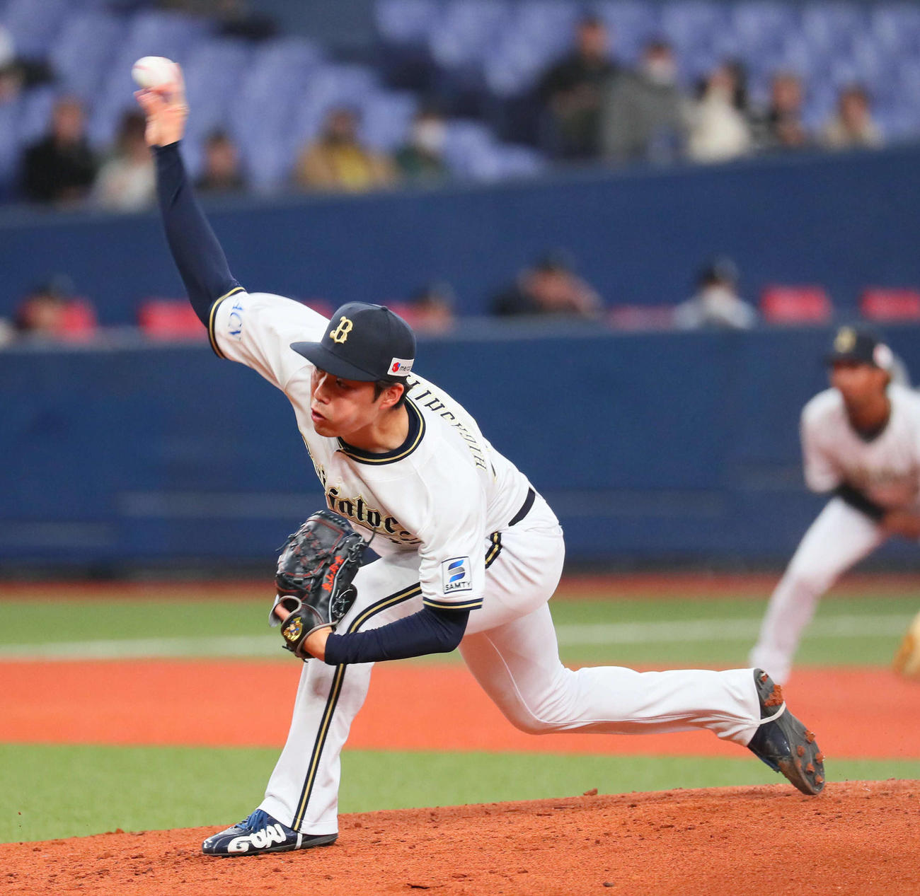 オリックス対楽天　2回、オリックス2番手で登板した東山（撮影・宮崎幸一）