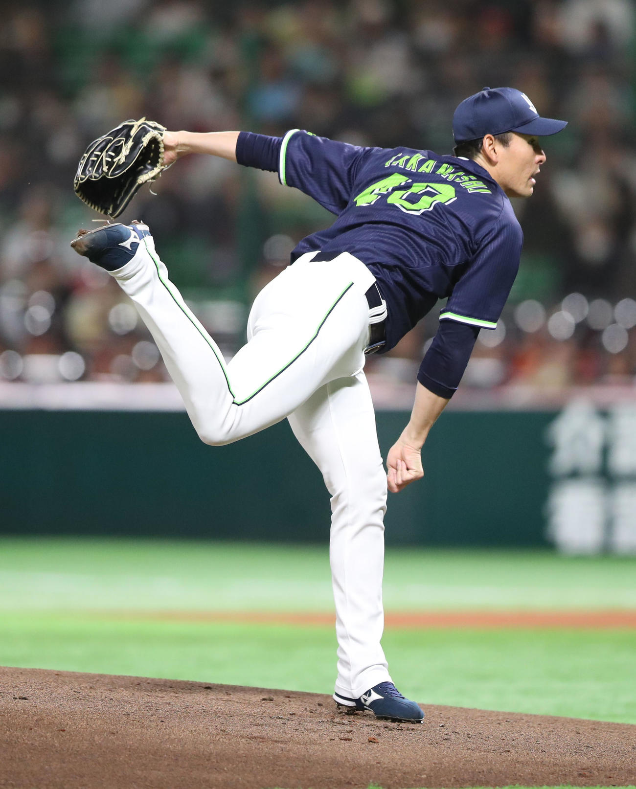 ソフトバンク対ヤクルト　先発の高梨（撮影・梅根麻紀）