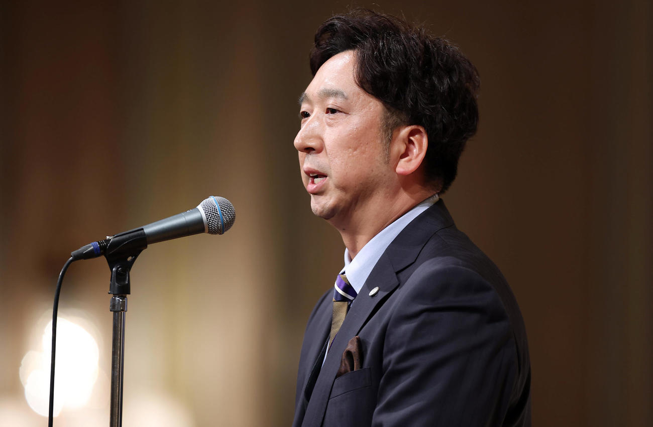 激励会であいさつする阪神藤川監督（撮影・前田充）