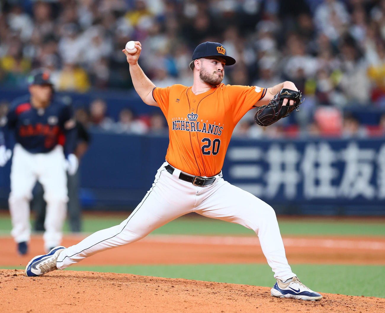 オランダ対日本　5回途中、5番手で登板したオランダのデフロート（撮影・藤尾明華）