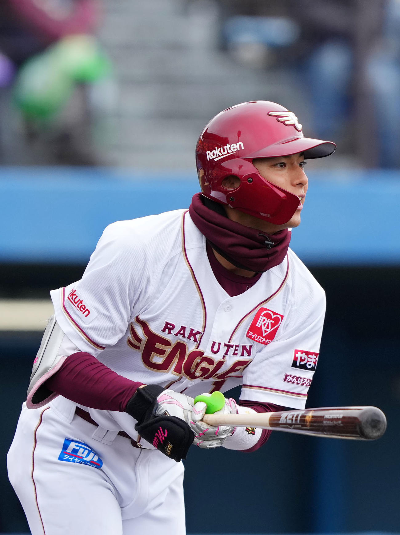 楽天対西武　1回裏楽天1死、右前打を放つ宗山（撮影・横山健太）