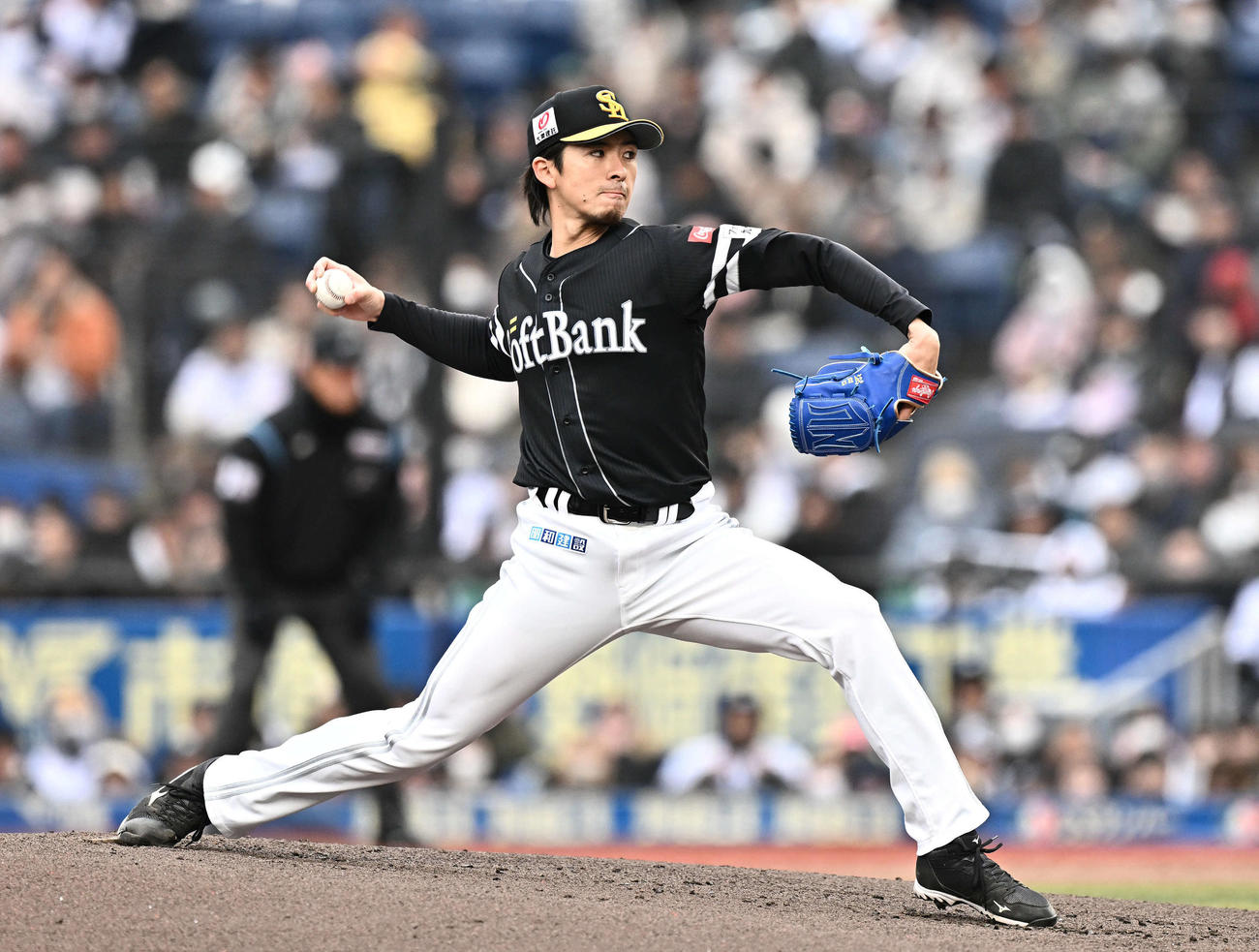 ロッテ対ソフトバンク　ソフトバンク先発の上沢（撮影・滝沢徹郎）