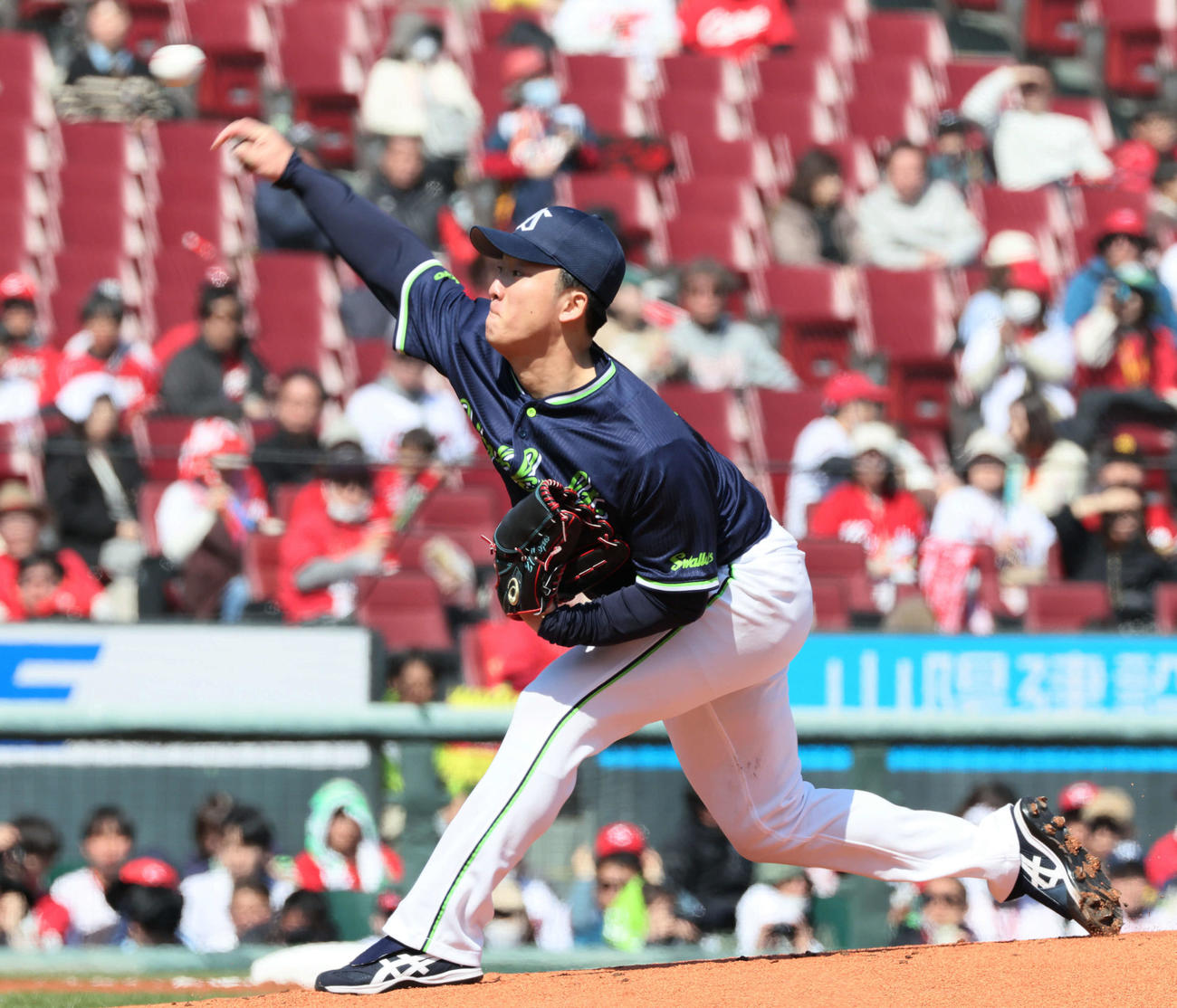 広島対ヤクルト　ヤクルト先発の吉村（撮影・加藤孝規）