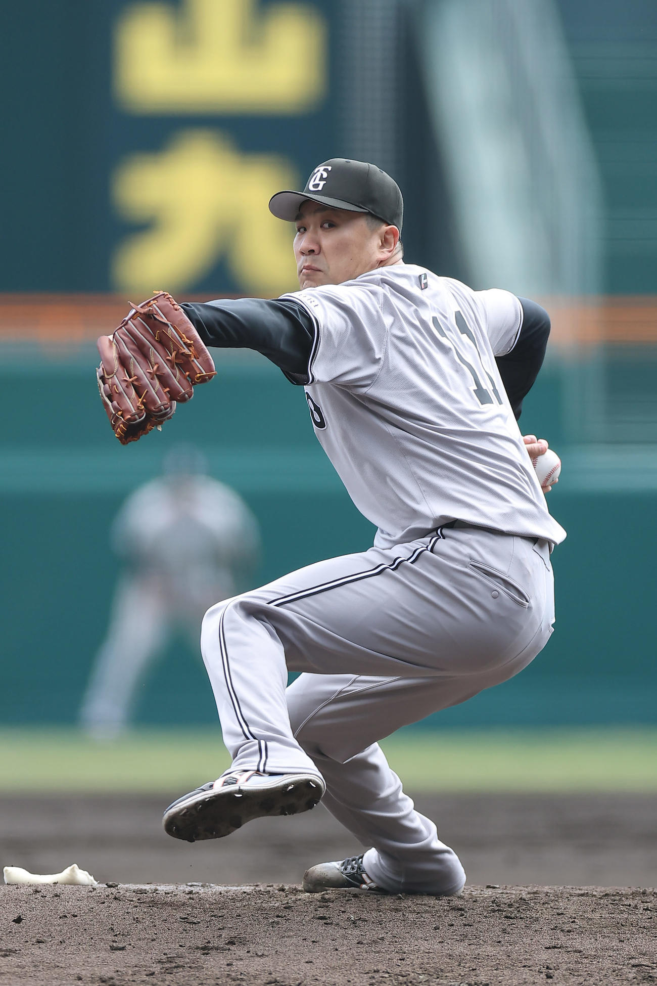 阪神対巨人　力投する巨人先発の田中将（撮影・前田充）