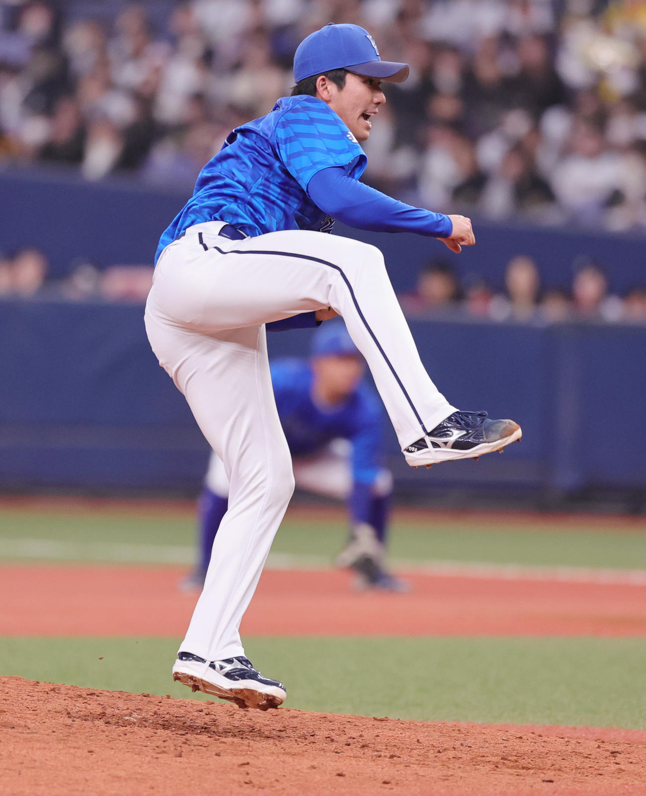 オリックス対DeNA　力投するDeNA篠木（撮影・野上伸悟）