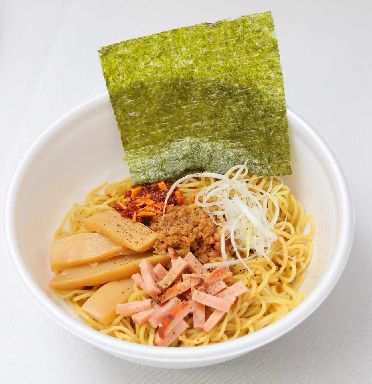 大願成就！大山のイチオシ濃厚油そば（撮影・上山淳一）