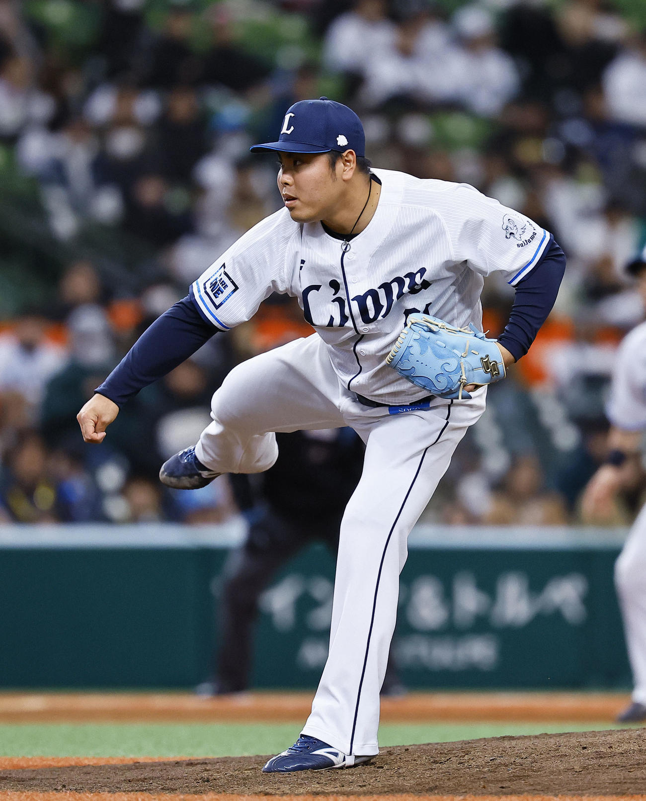西武対阪神　6回、2番手で登板した西武平良（撮影・藤尾明華）