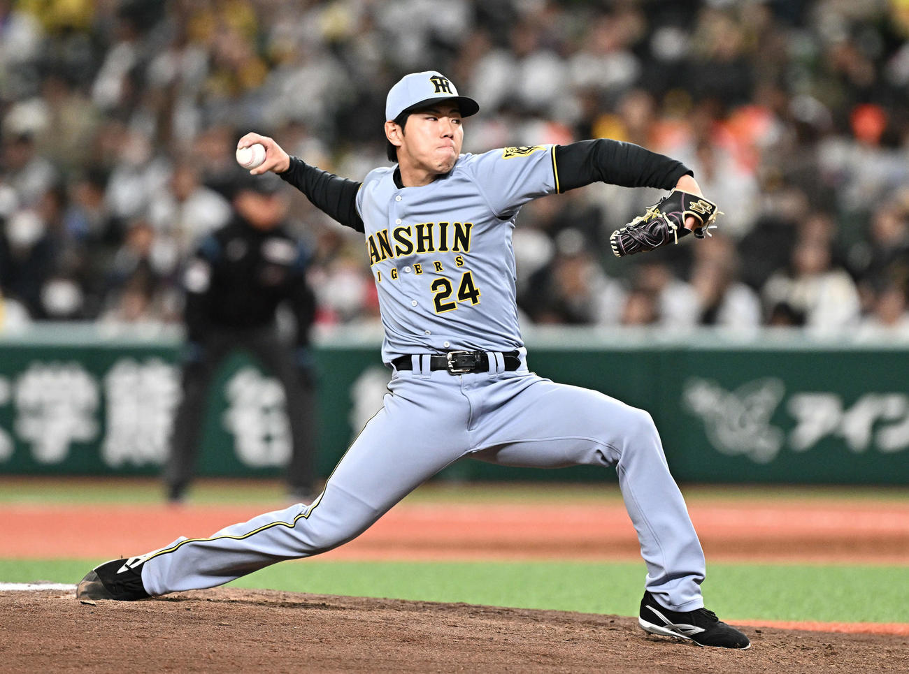 西武対阪神　阪神2番手の工藤（撮影・滝沢徹郎）