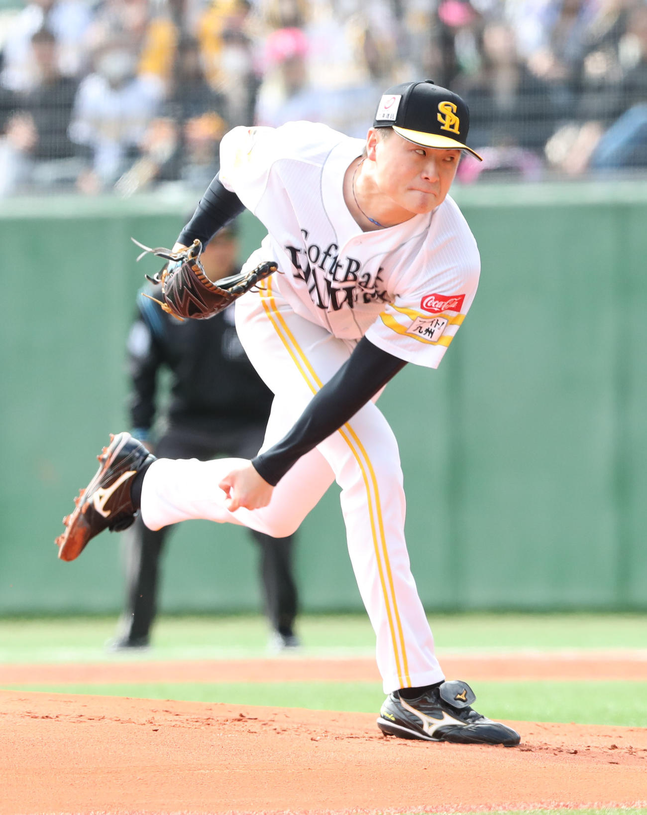 ソフトバンク対巨人　ソフトバンク先発の前田純（撮影・梅根麻紀）