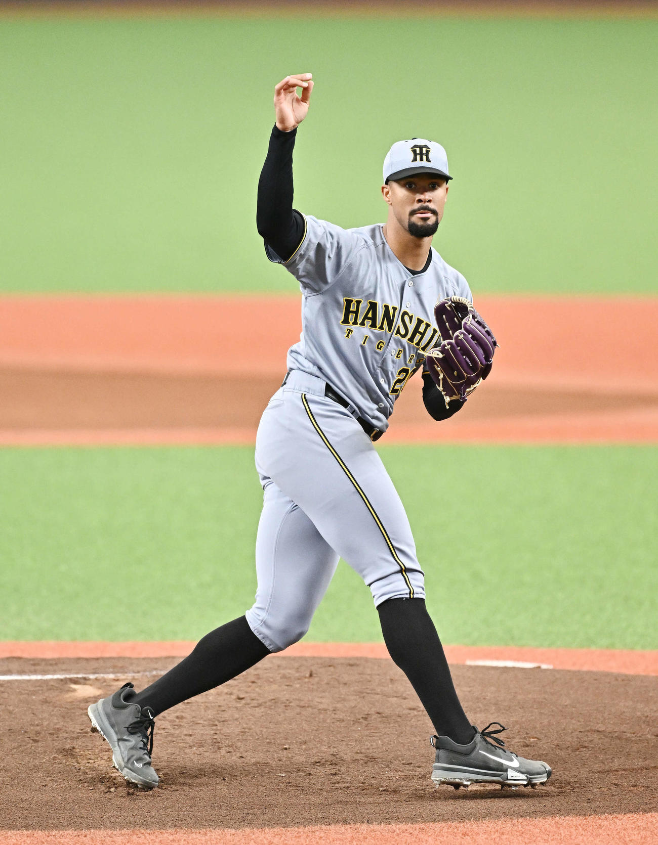 西武対阪神　阪神先発のデュプランティエ（撮影・滝沢徹郎）