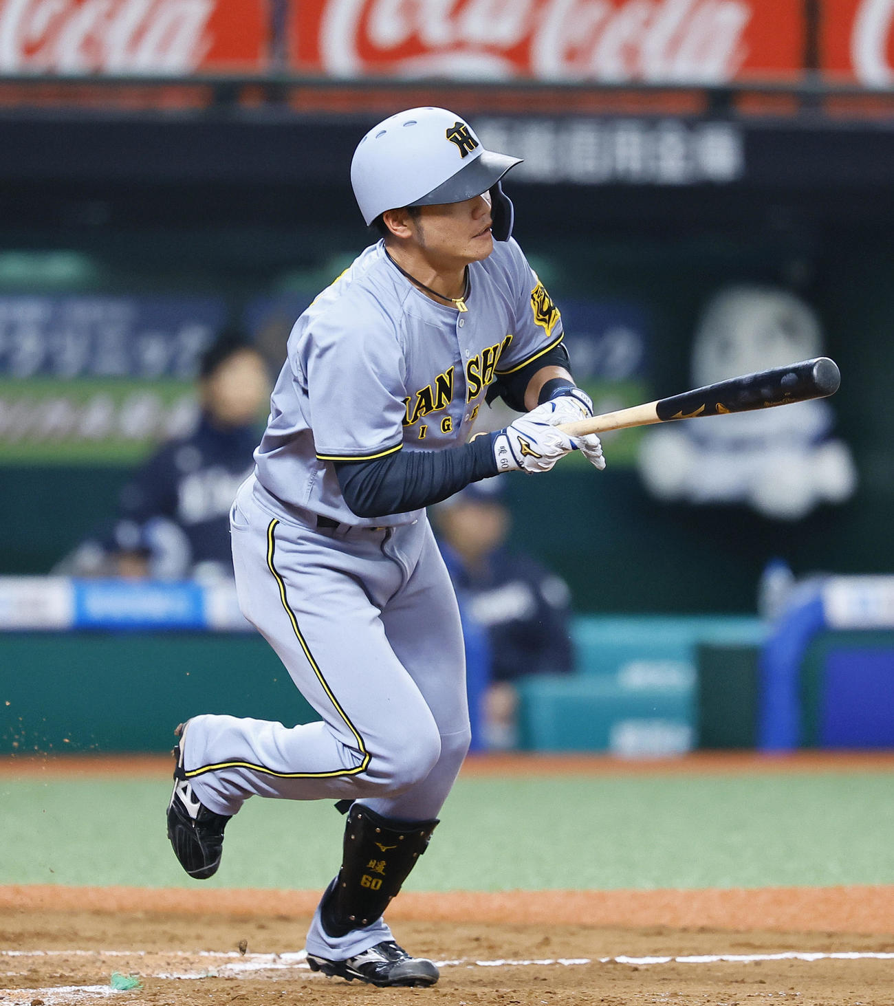 西武対阪神　9回表阪神2死、小野寺は右前打を放つ（撮影・藤尾明華）