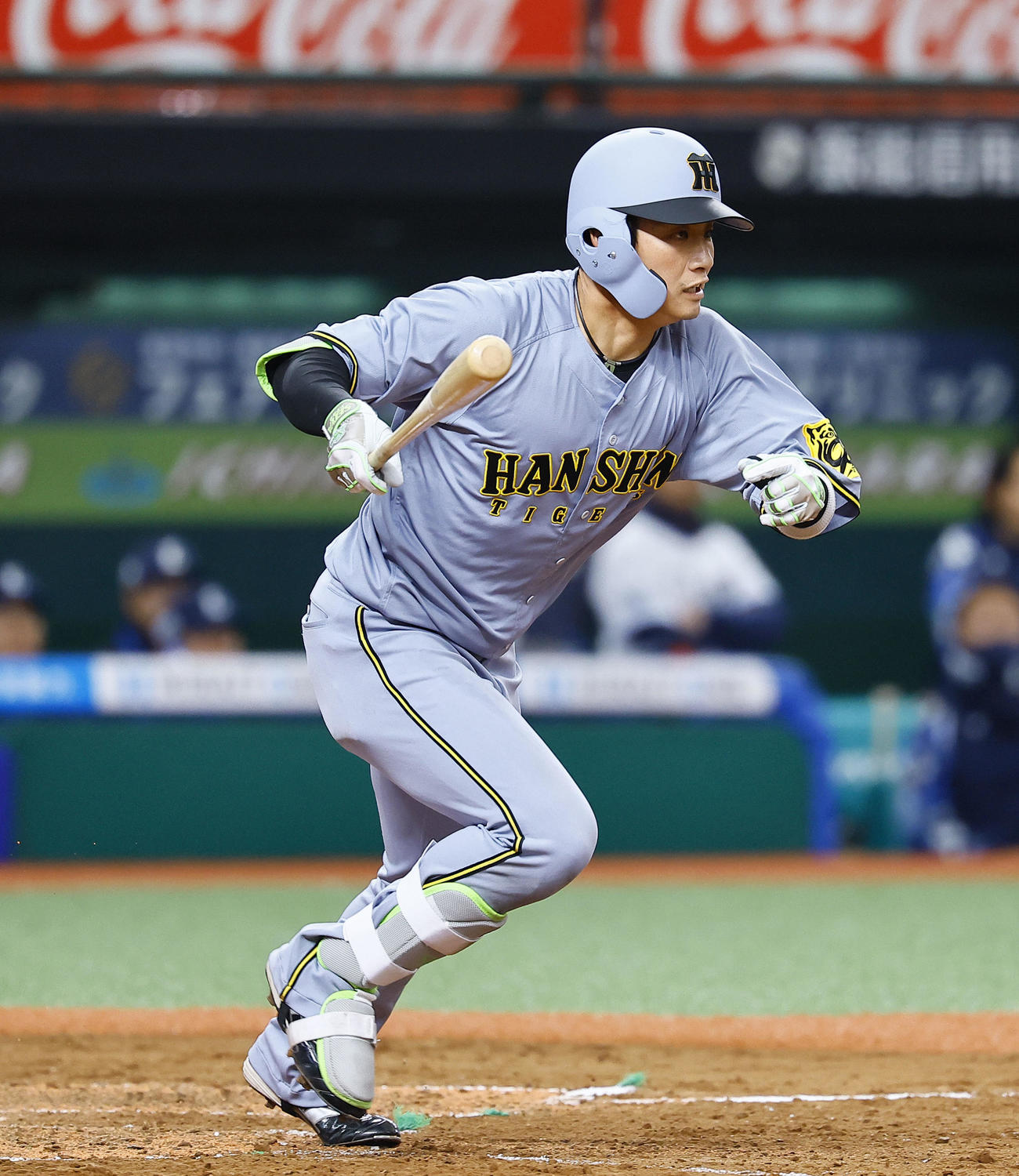 西武対阪神　5回表阪神1死、木浪は右前打を放つ（撮影・藤尾明華）