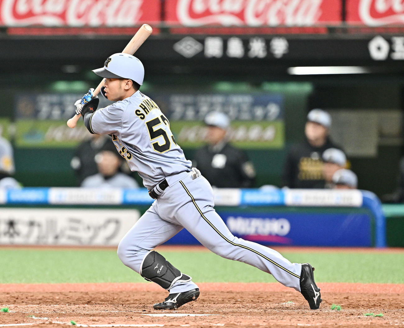 西武対阪神　5回表阪神2死一、二塁、島田は右中間へ2点適時三塁打を放つ（撮影・滝沢徹郎）