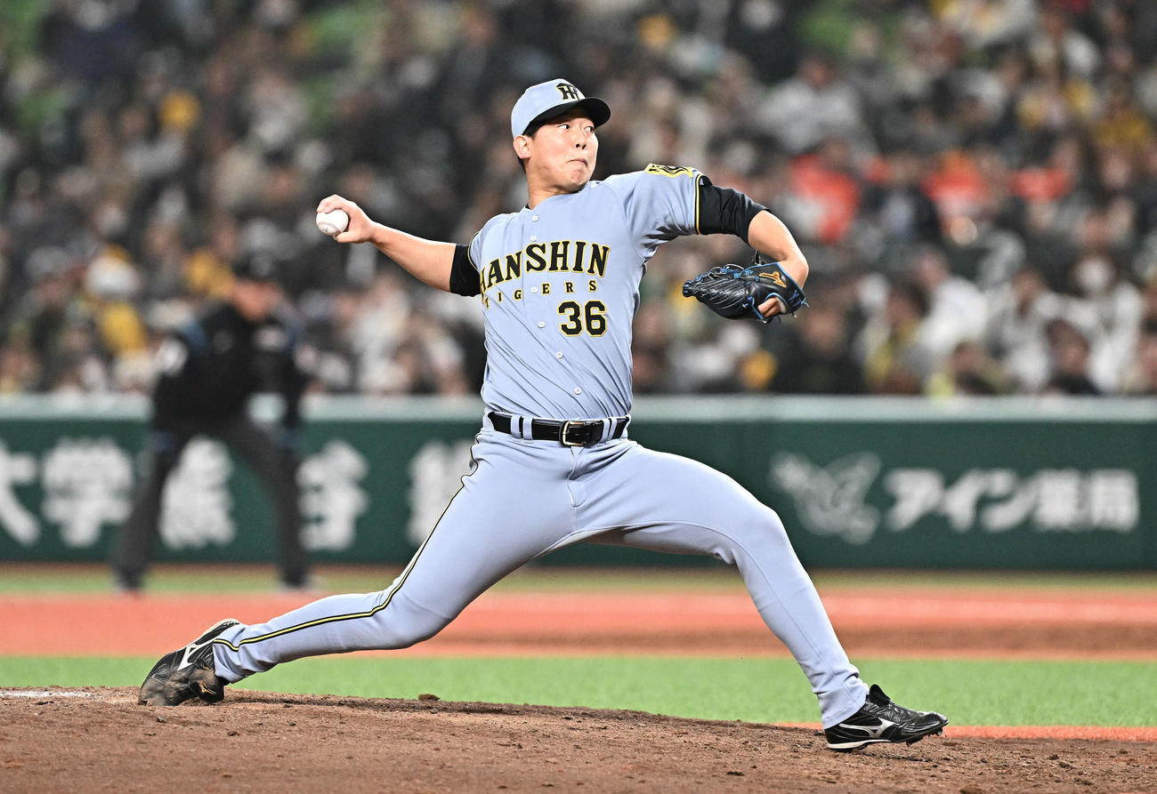 西武対阪神　9回裏、阪神5番手で登板し試合を締めた畠（撮影・滝沢徹郎）