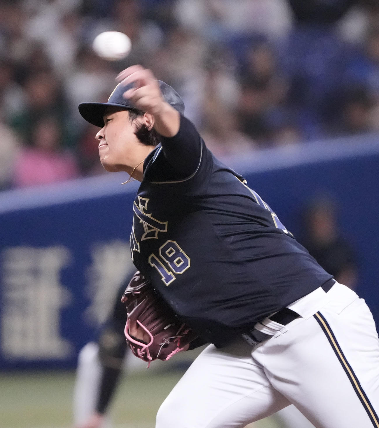 中日対オリックス　1回裏、登板するオリックス先発の宮城（撮影・森本幸一）
