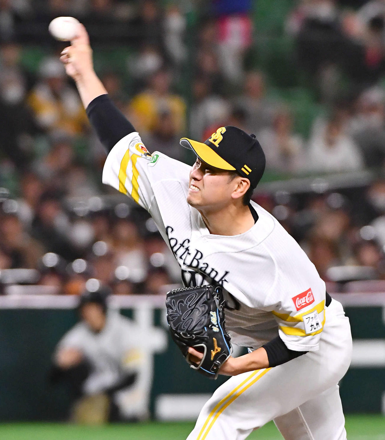 ソフトバンク対巨人　古巣巨人相手に好投したソフトバンク先発の伊藤（撮影・岩下翔太）