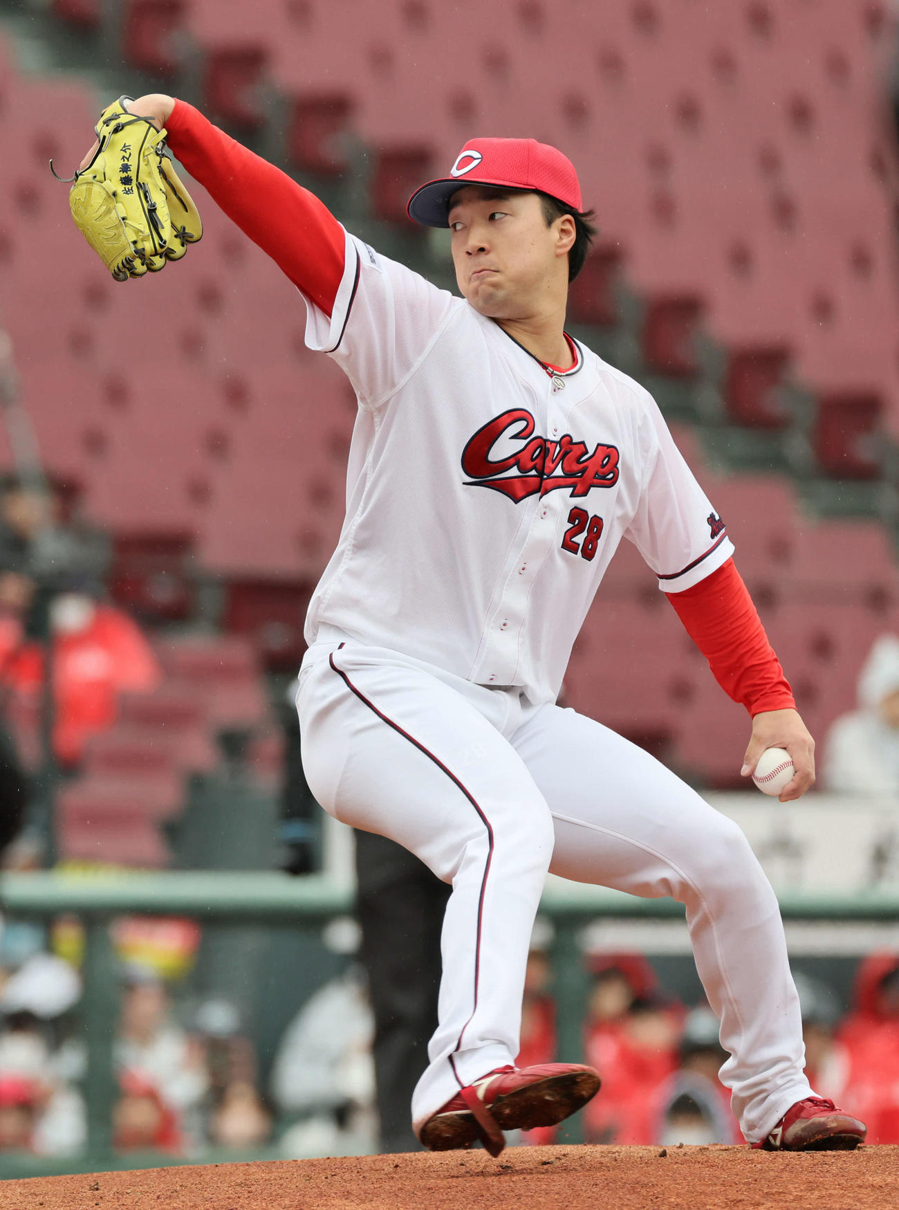 広島対ロッテ　広島先発、ドラフト2位の佐藤柳（撮影・加藤孝規）