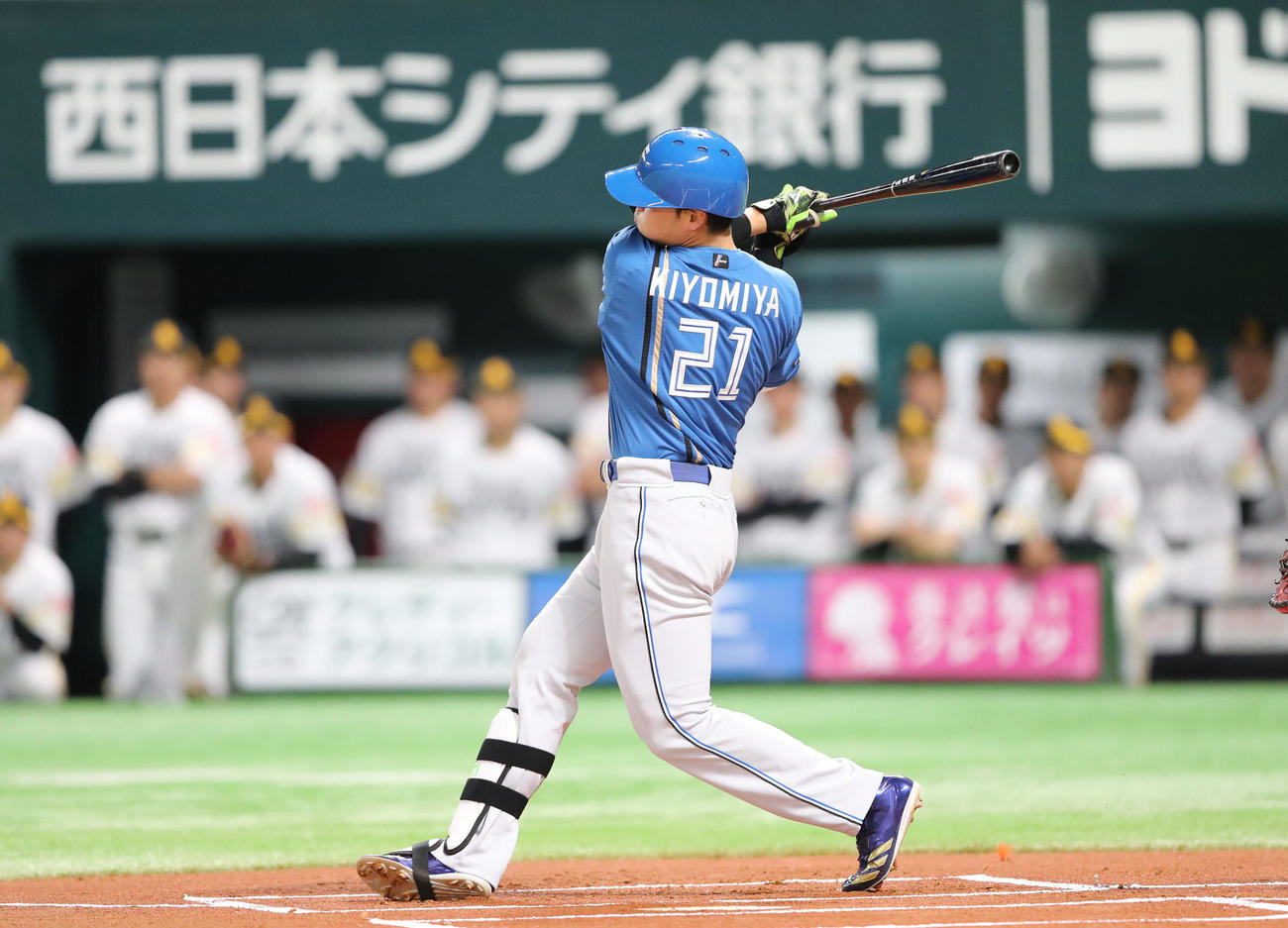 ソフトバンク対日本ハム　1回表日本ハム無死、清宮は空振りの三振（撮影・梅根麻紀）