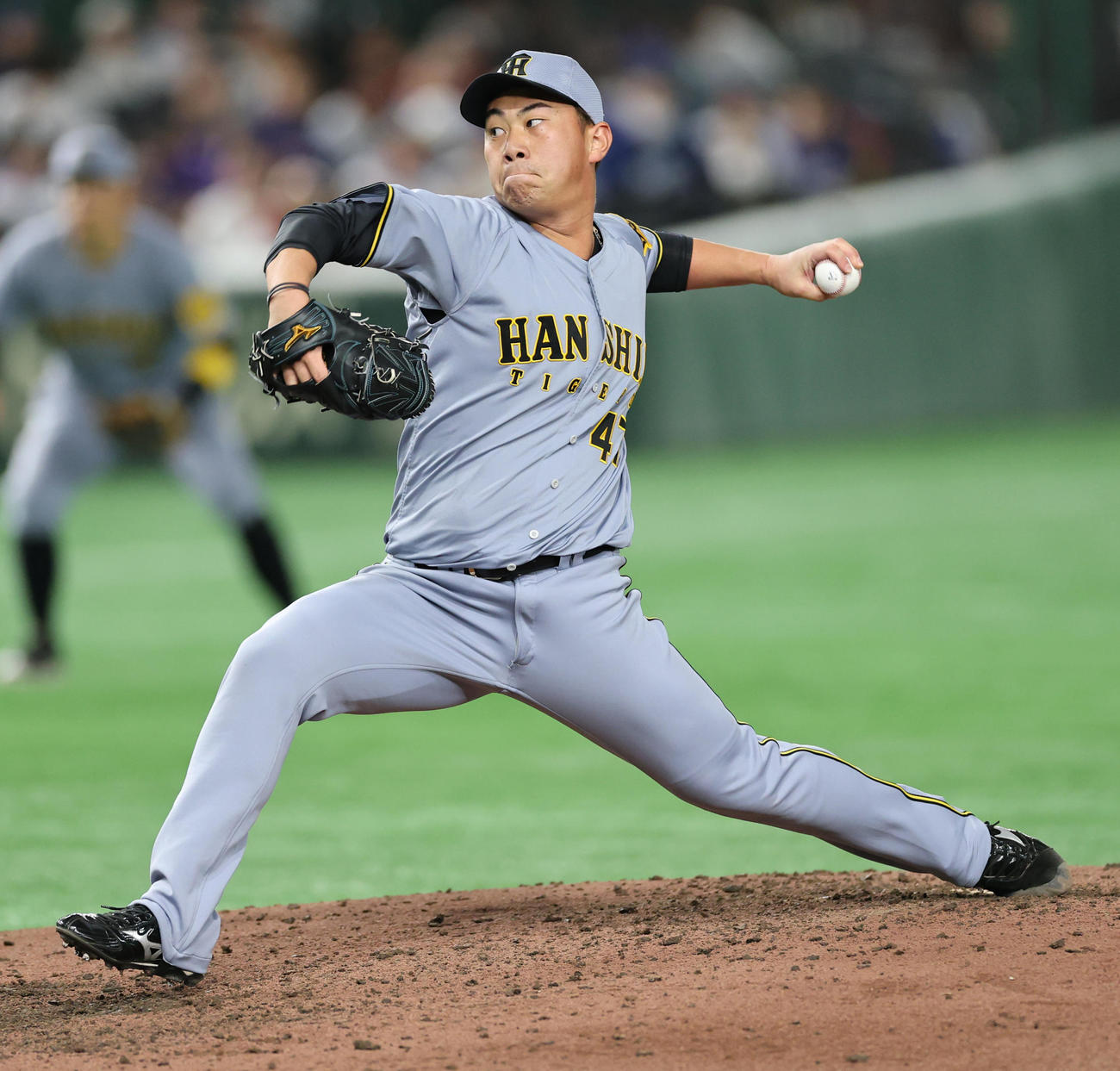阪神対ドジャース　力投する阪神桐敷（撮影・野上伸悟）