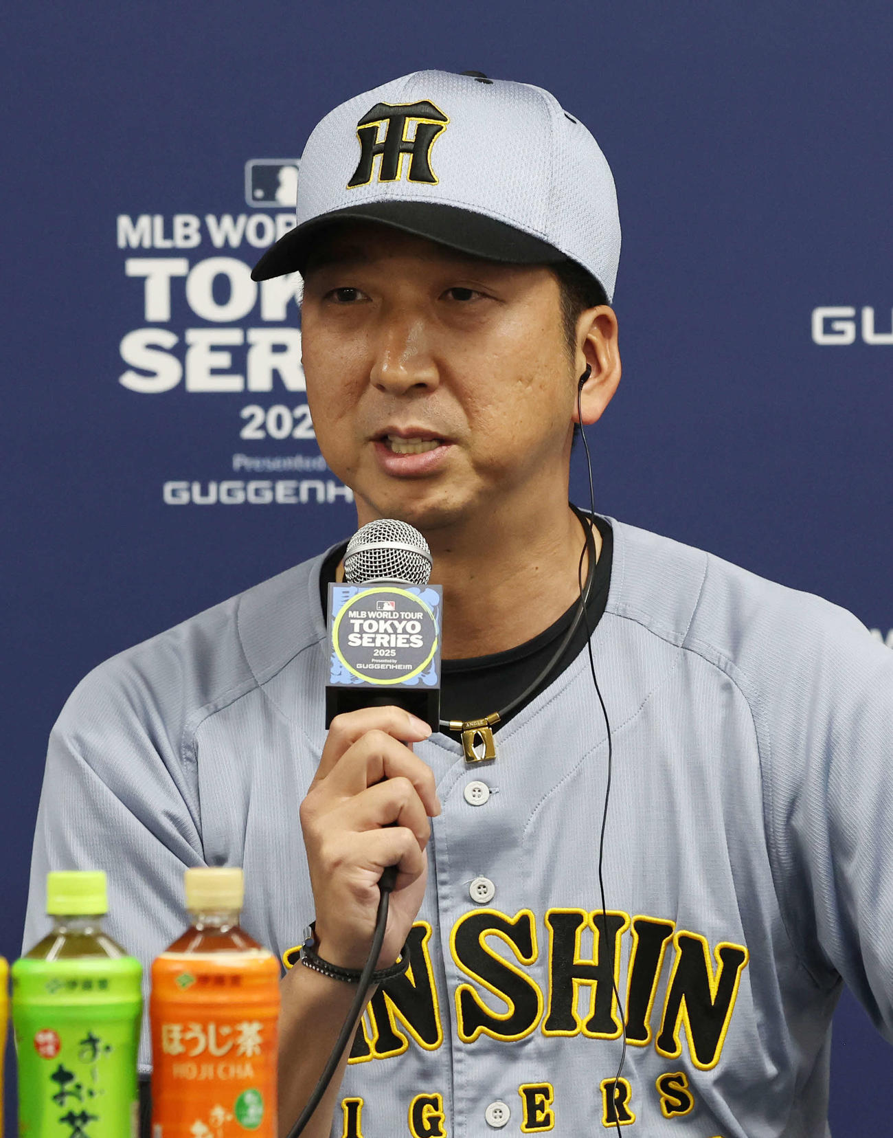 阪神対ドジャース　試合後記者会見に臨む阪神藤川監督（代表撮影）
