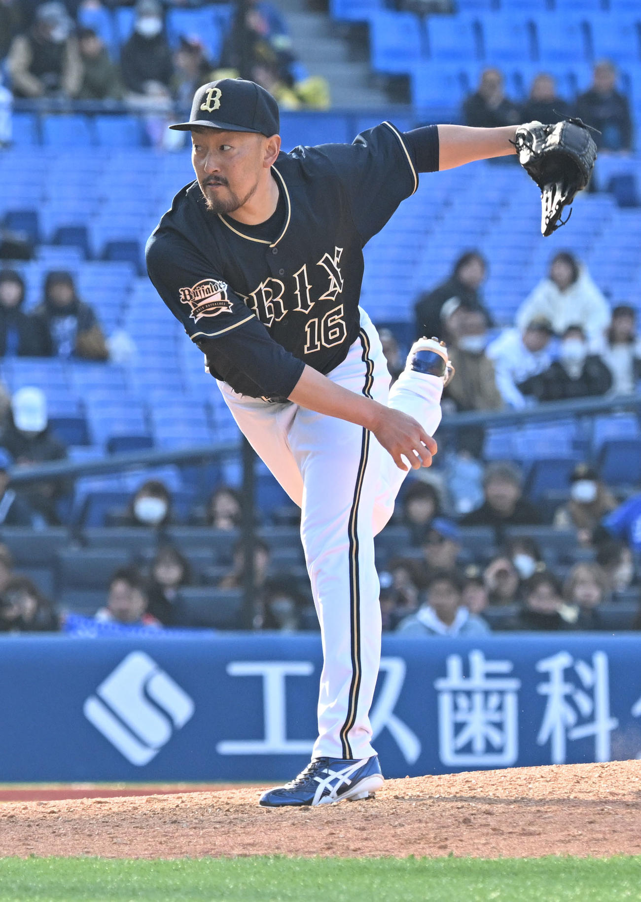 8回に登板したオリックス平野（撮影・千葉一成）
