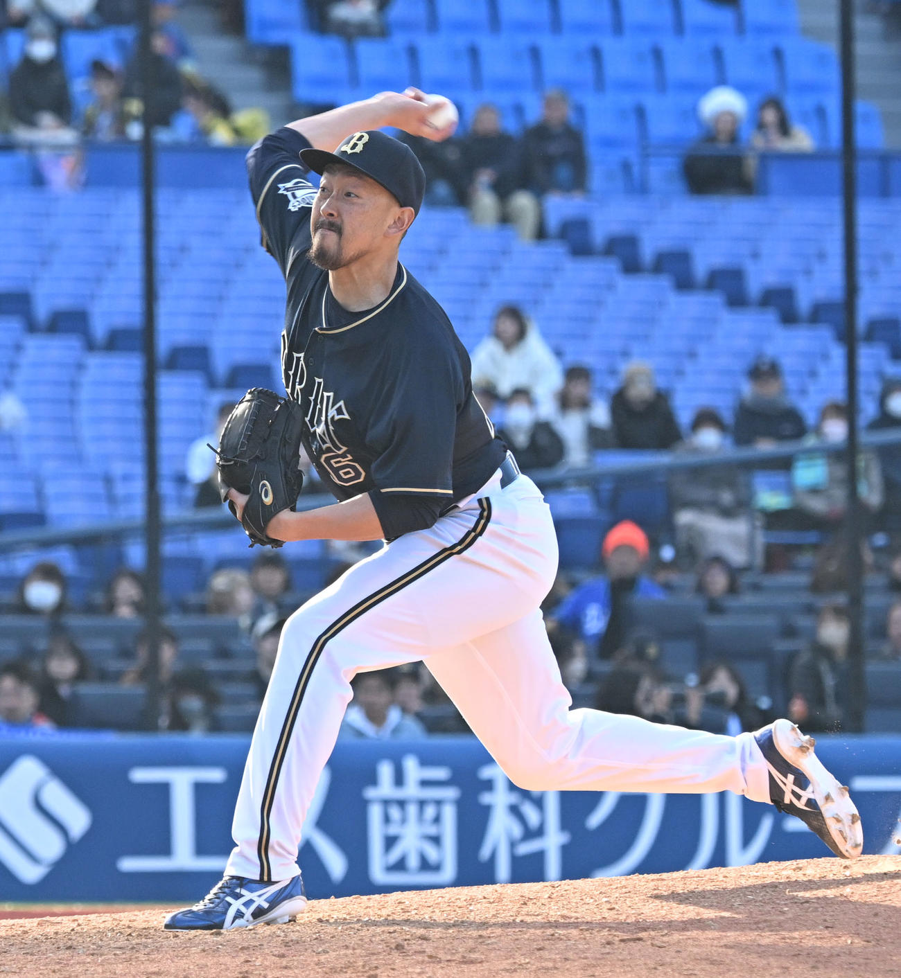 8回に登板したオリックス平野（撮影・千葉一成）