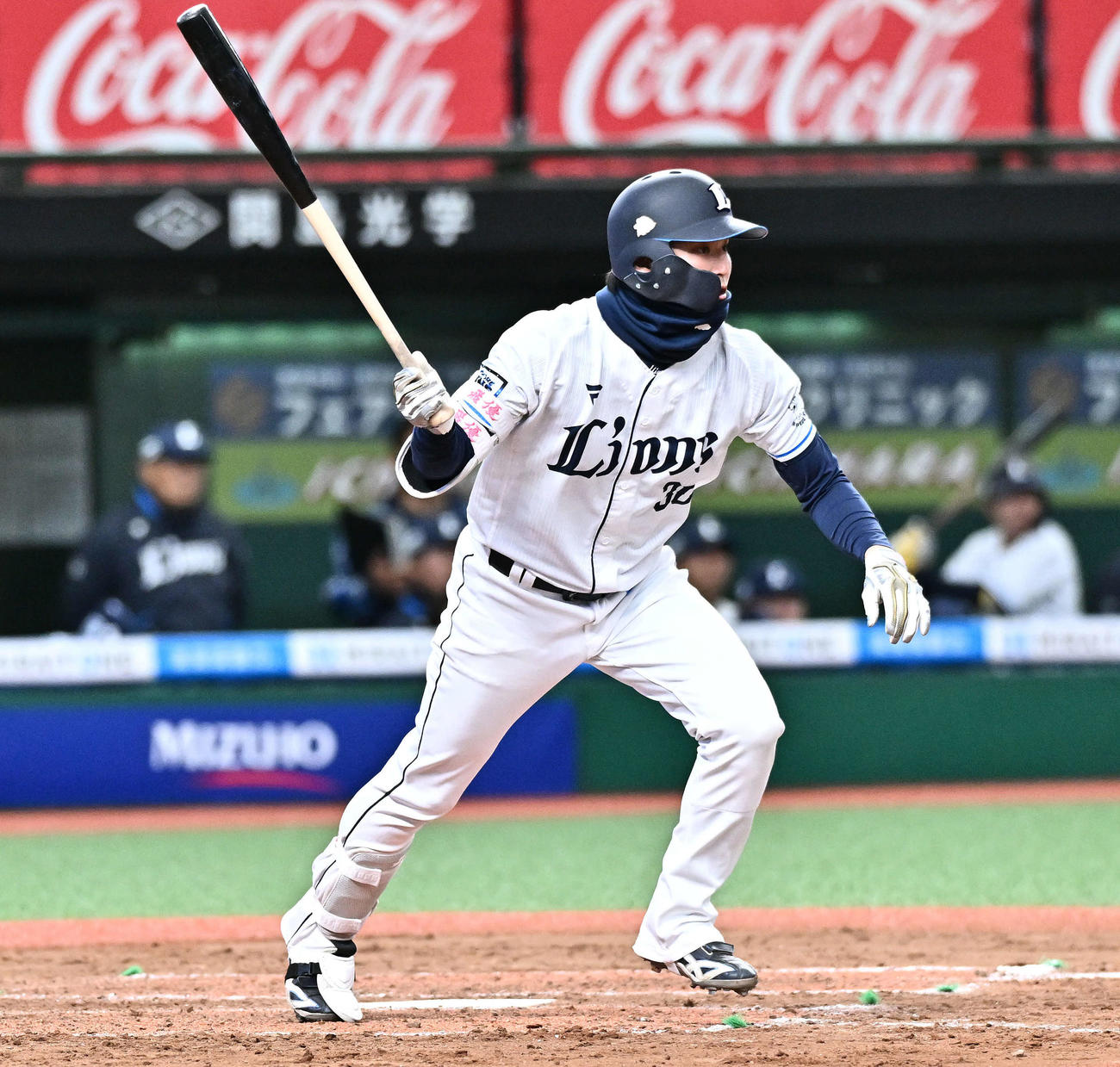 西武対広島　8回裏西武1死、代打元山は右前打を放つ（撮影・滝沢徹郎）