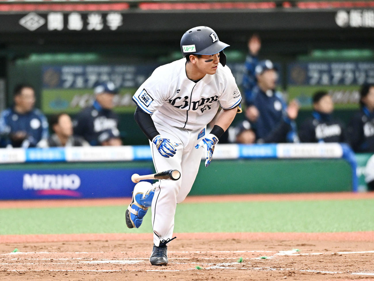 西武対広島　6回裏西武2死一、二塁、代打野村大は中前適時打を放つ（撮影・滝沢徹郎）
