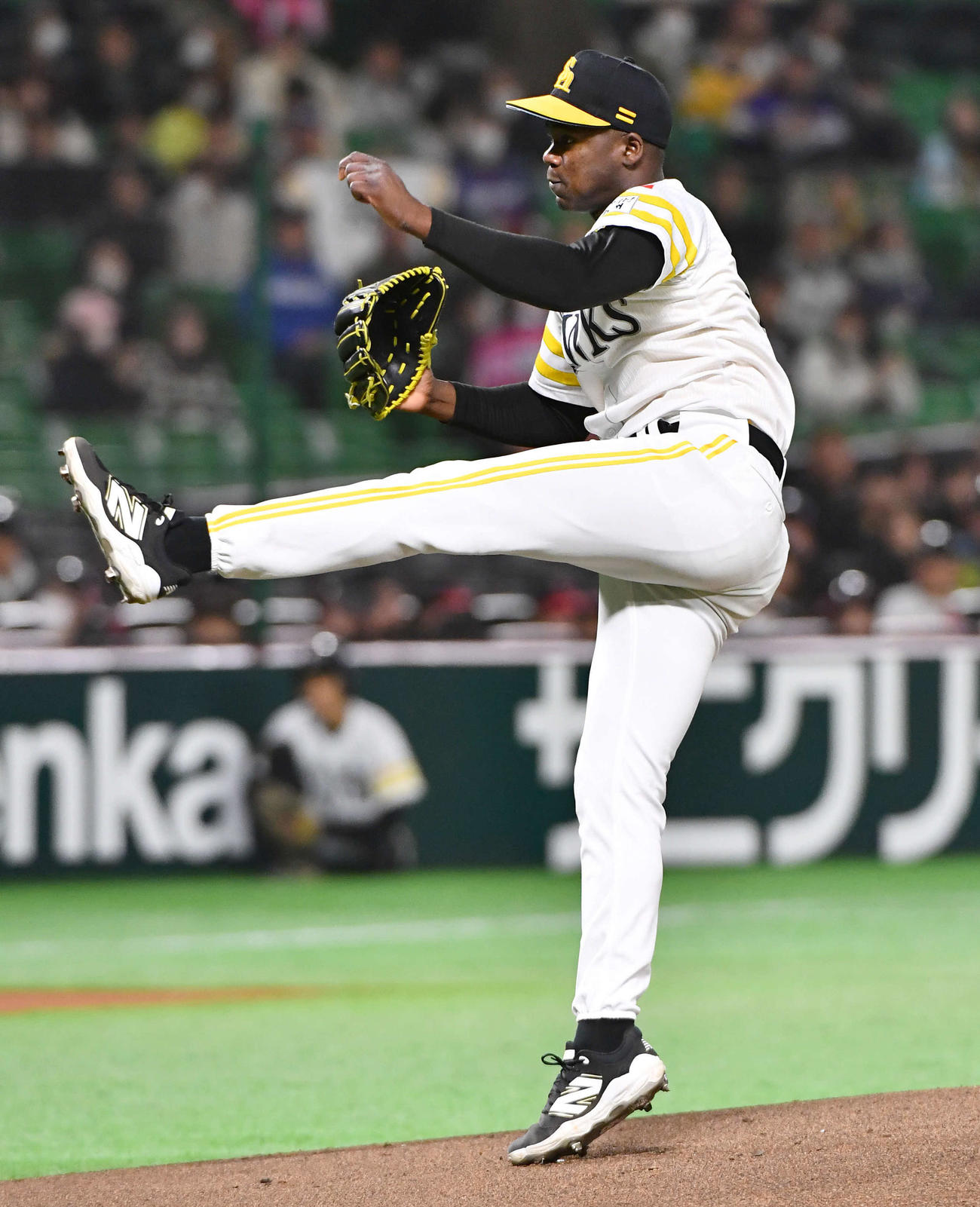 ソフトバンク対中日　ソフトバンク先発のモイネロ（撮影・岩下翔太）