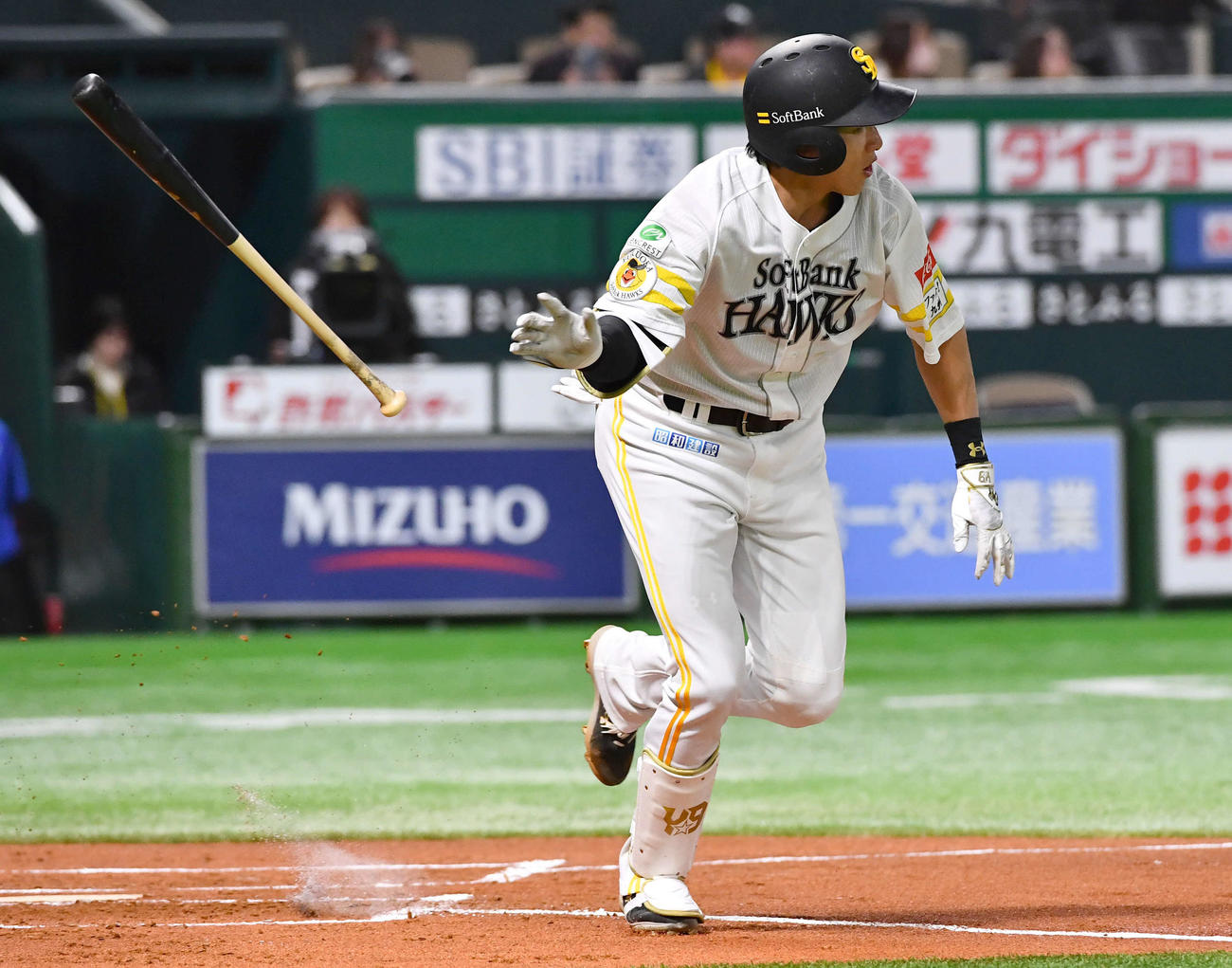 ソフトバンク対中日　1回裏ソフトバンク1死二塁、柳田は先制の左前適時打を放つ（撮影・岩下翔太）