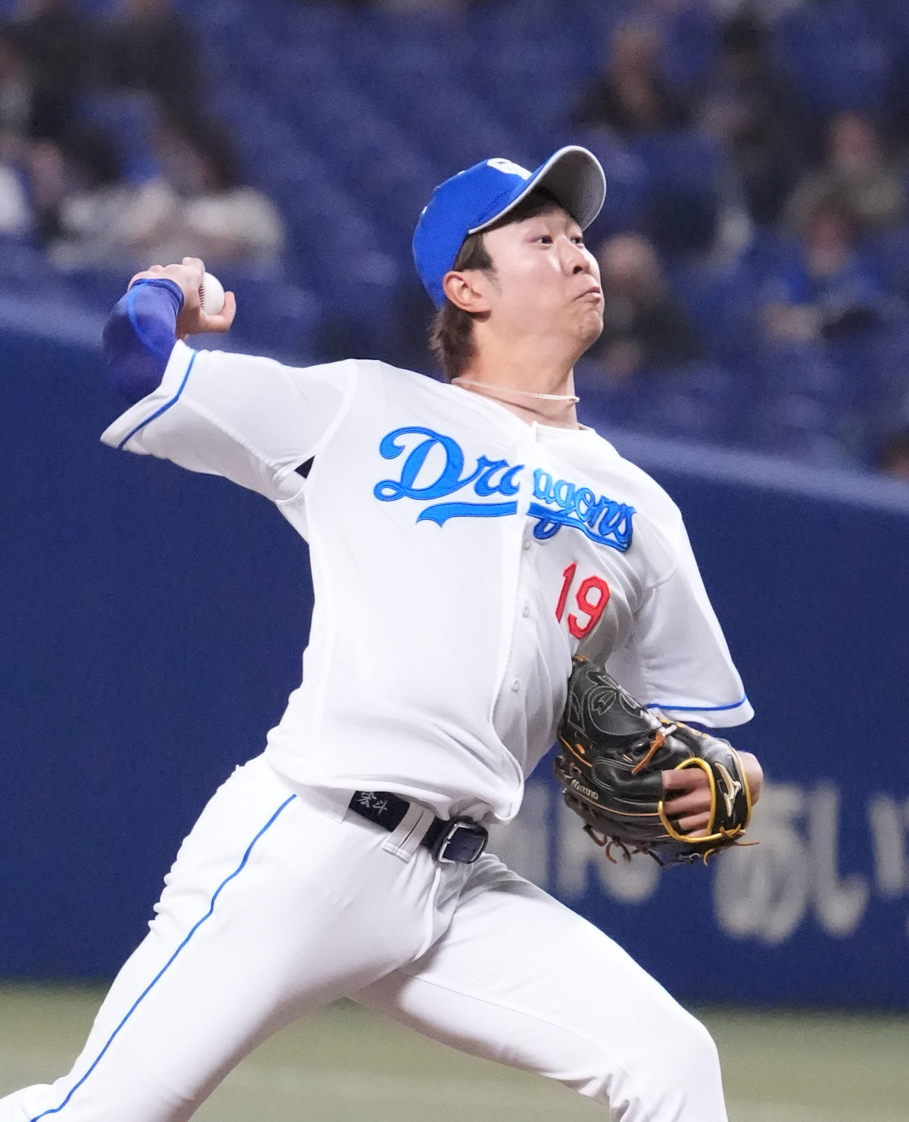 中日対楽天　1回表、登板する中日先発の高橋宏（撮影・森本幸一）