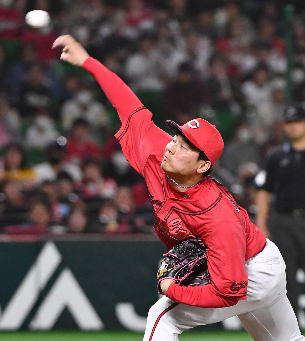 ソフトバンク対広島　9回裏から登板した、広島6番手の栗林（撮影・岩下翔太）
